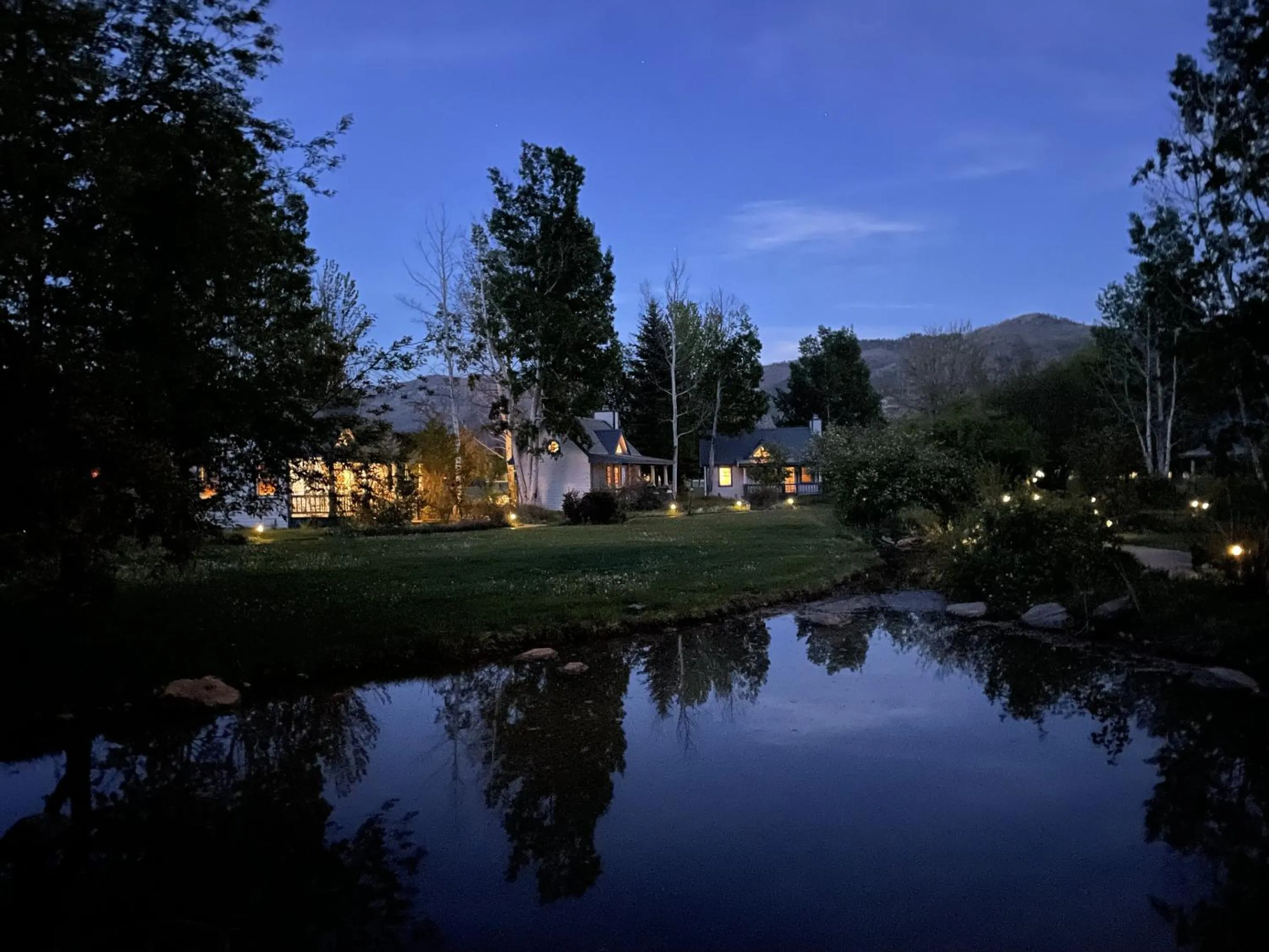 Garden in Apple Orchard Inn