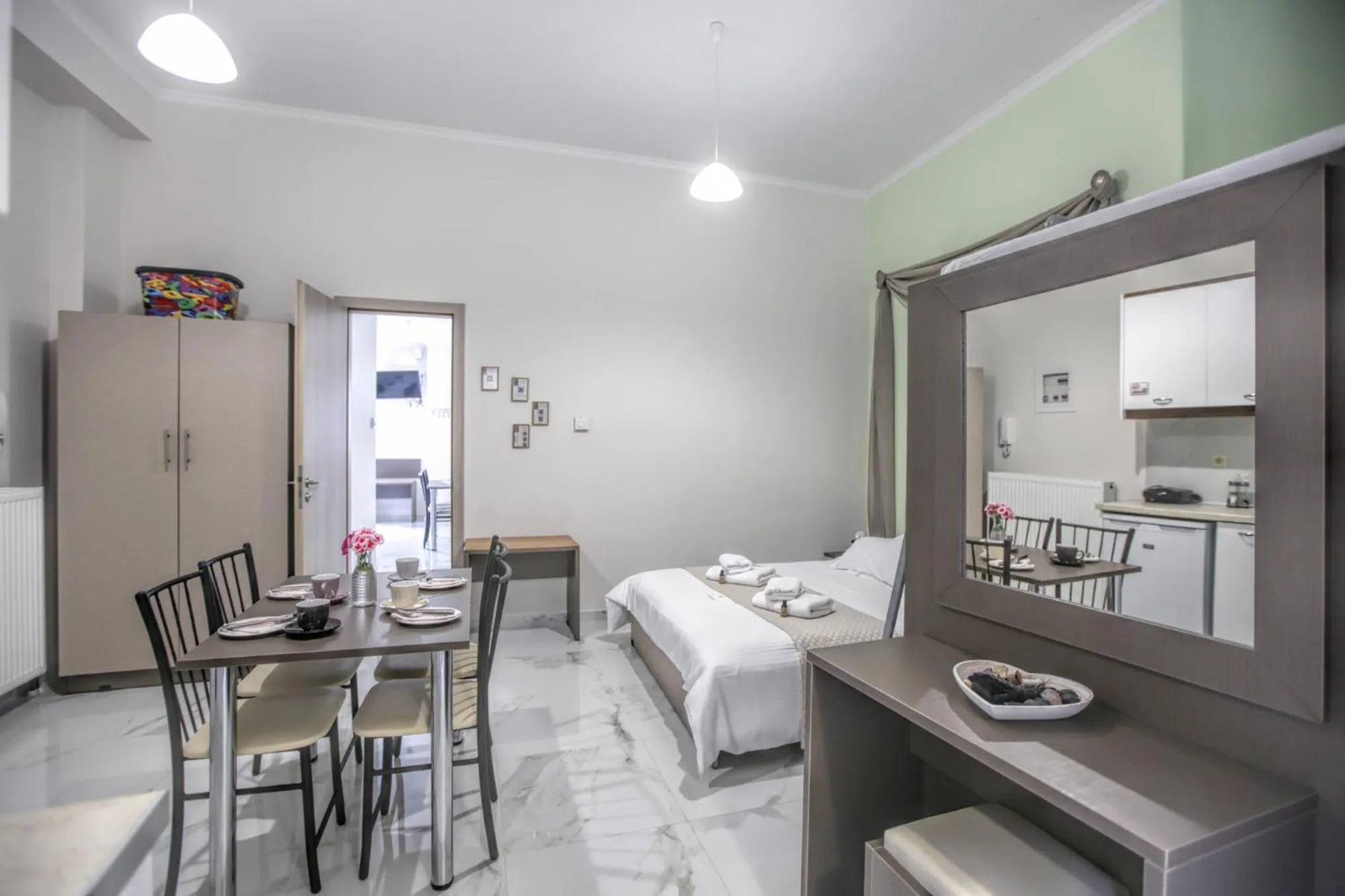 Two-Bedroom Apartment in Del Sol #1 Meteora Luxurious Family Suites
