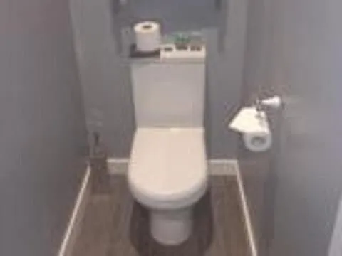 Toilet in The Skye Bridge Hotel
