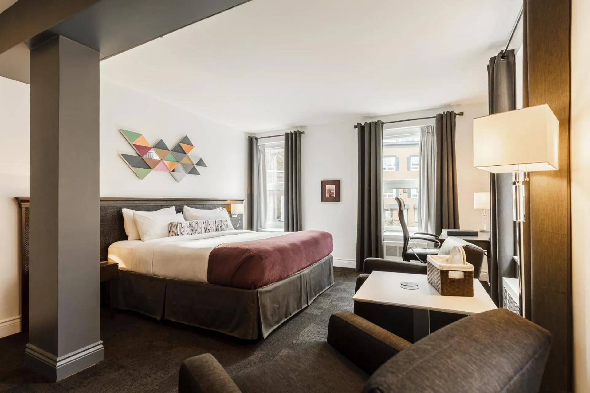 Seating area, Bed in Hôtel des Coutellier