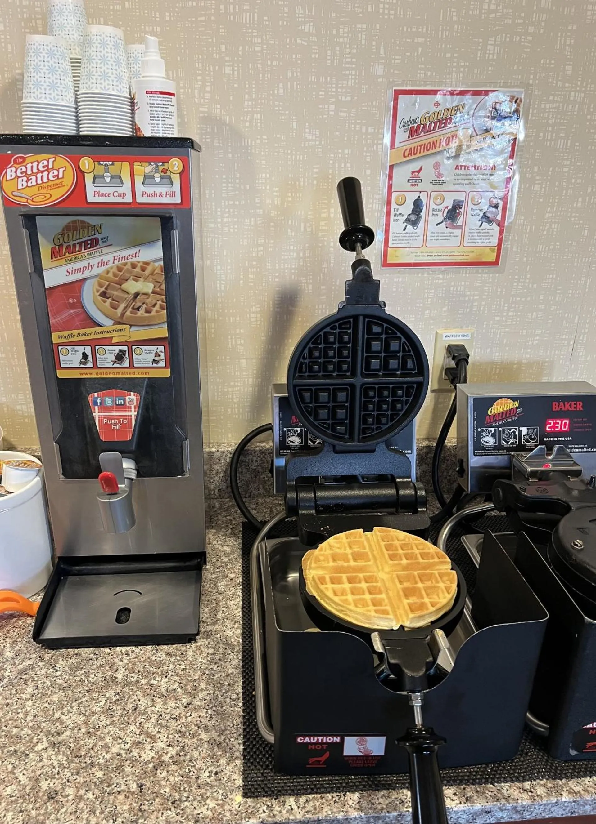 Breakfast in GrandStay Hotel & Suites Becker