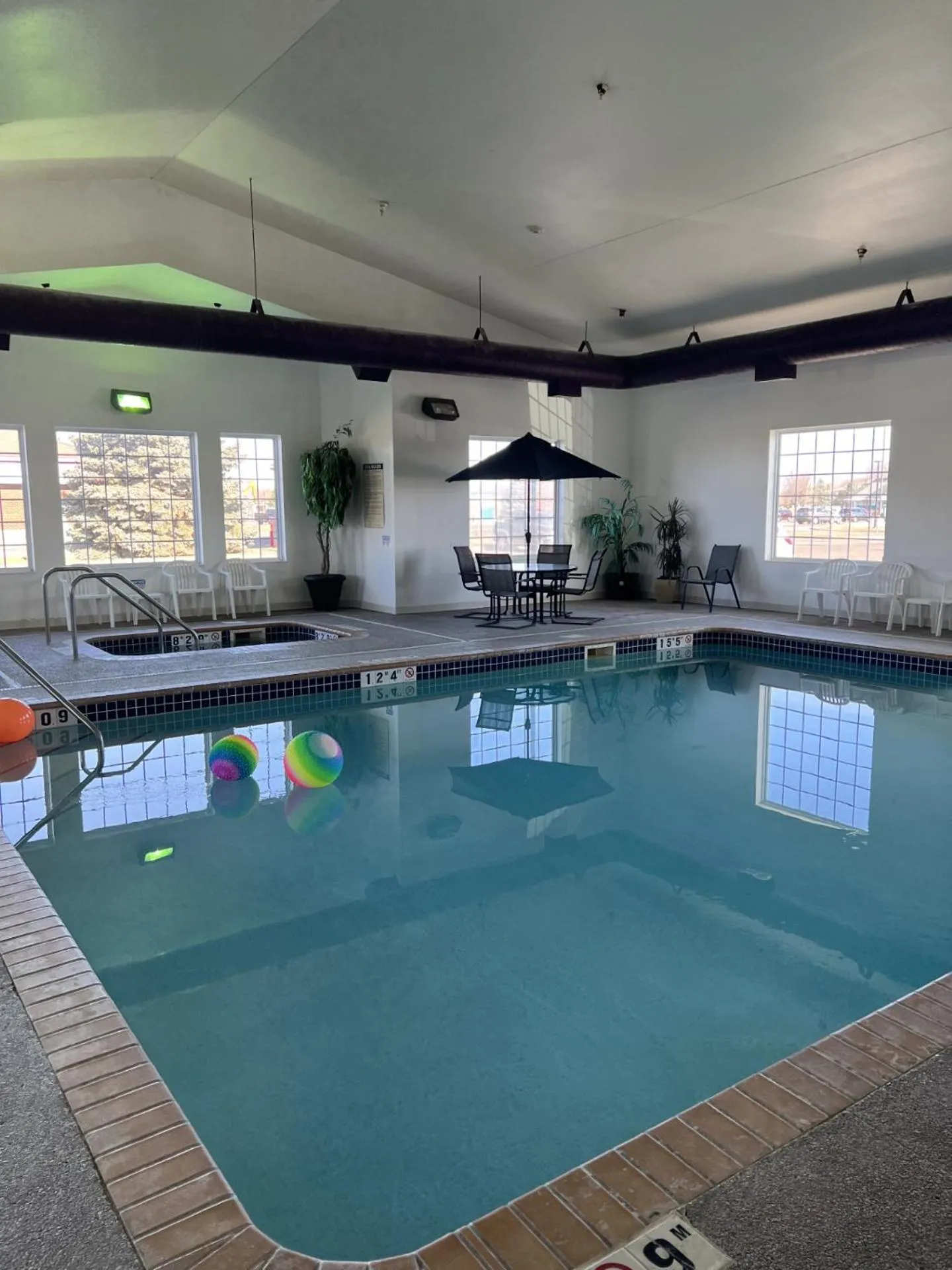 Swimming pool in GrandStay Hotel & Suites Becker
