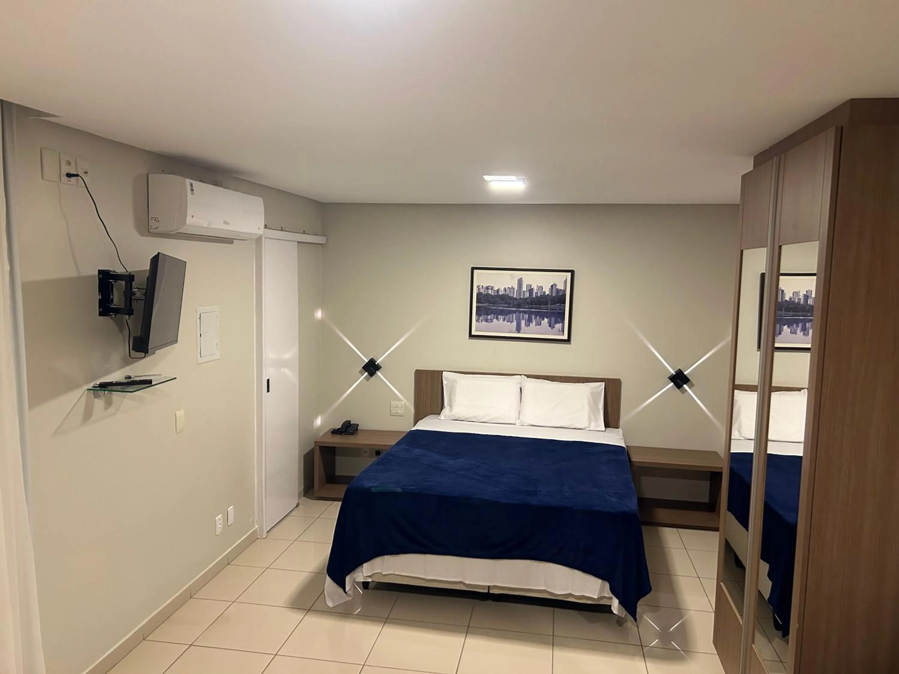 Bed in Crystal Place