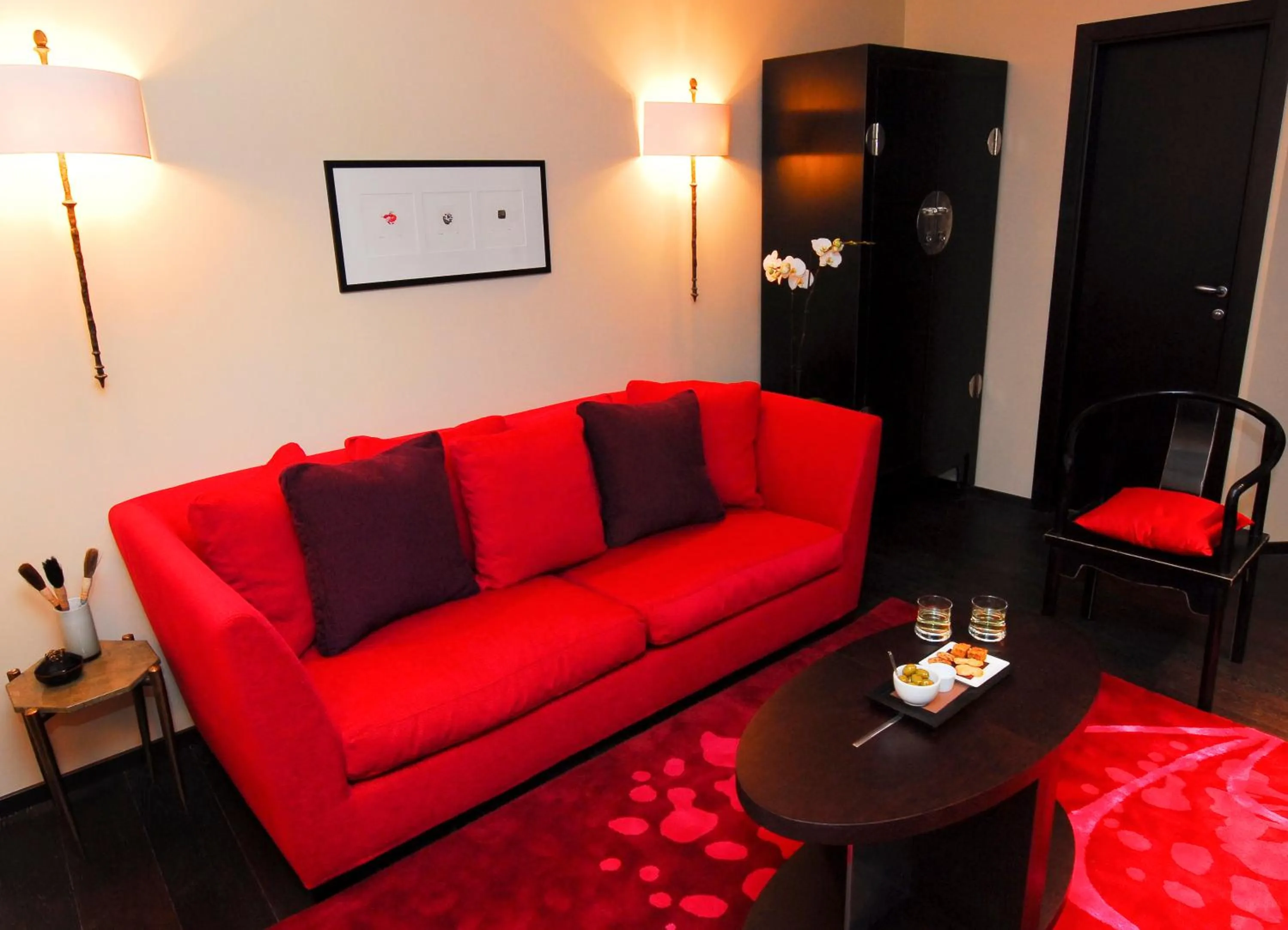 Living room in Eastwest Hôtel by Malone