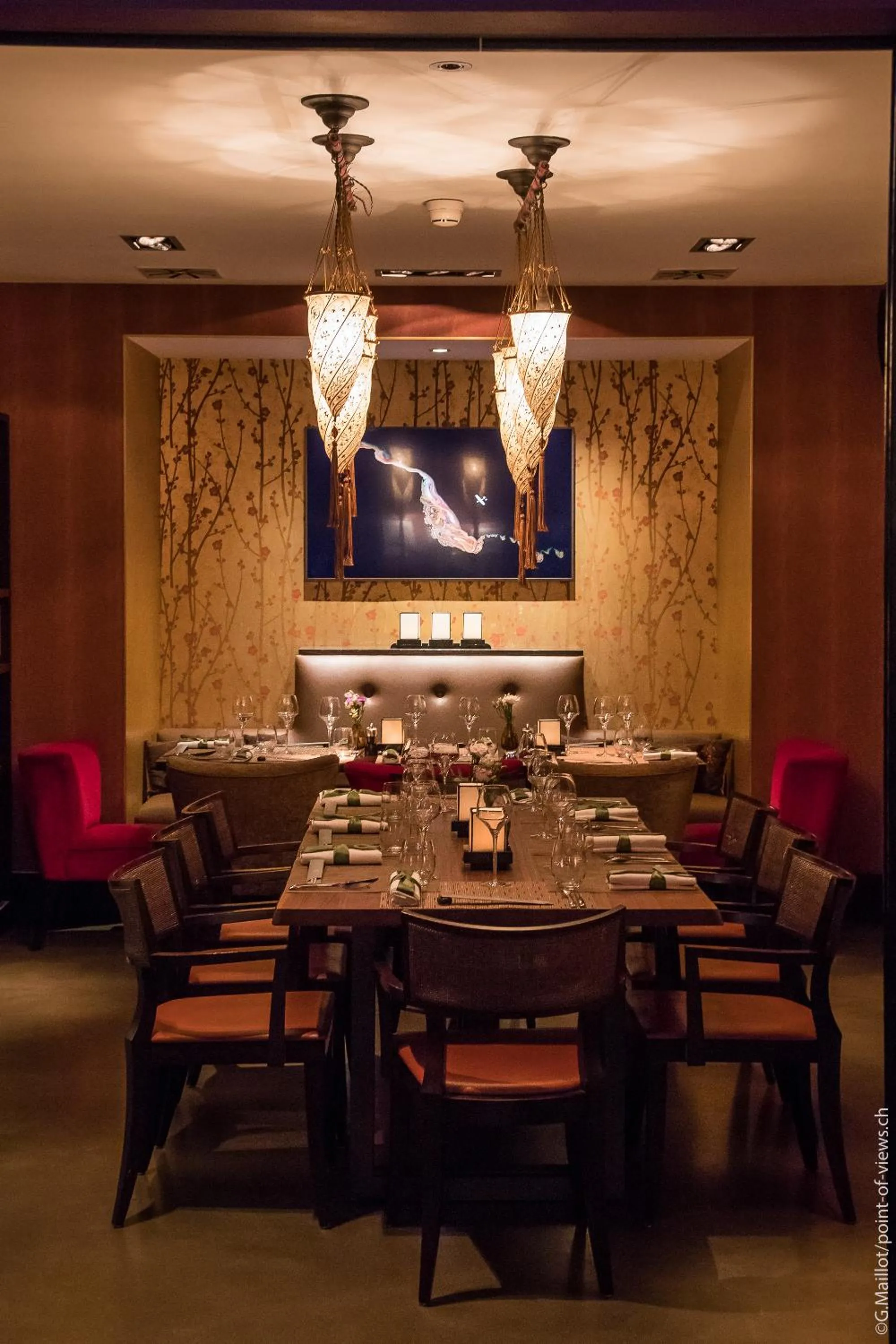 Restaurant/places to eat in Eastwest Hôtel by Malone