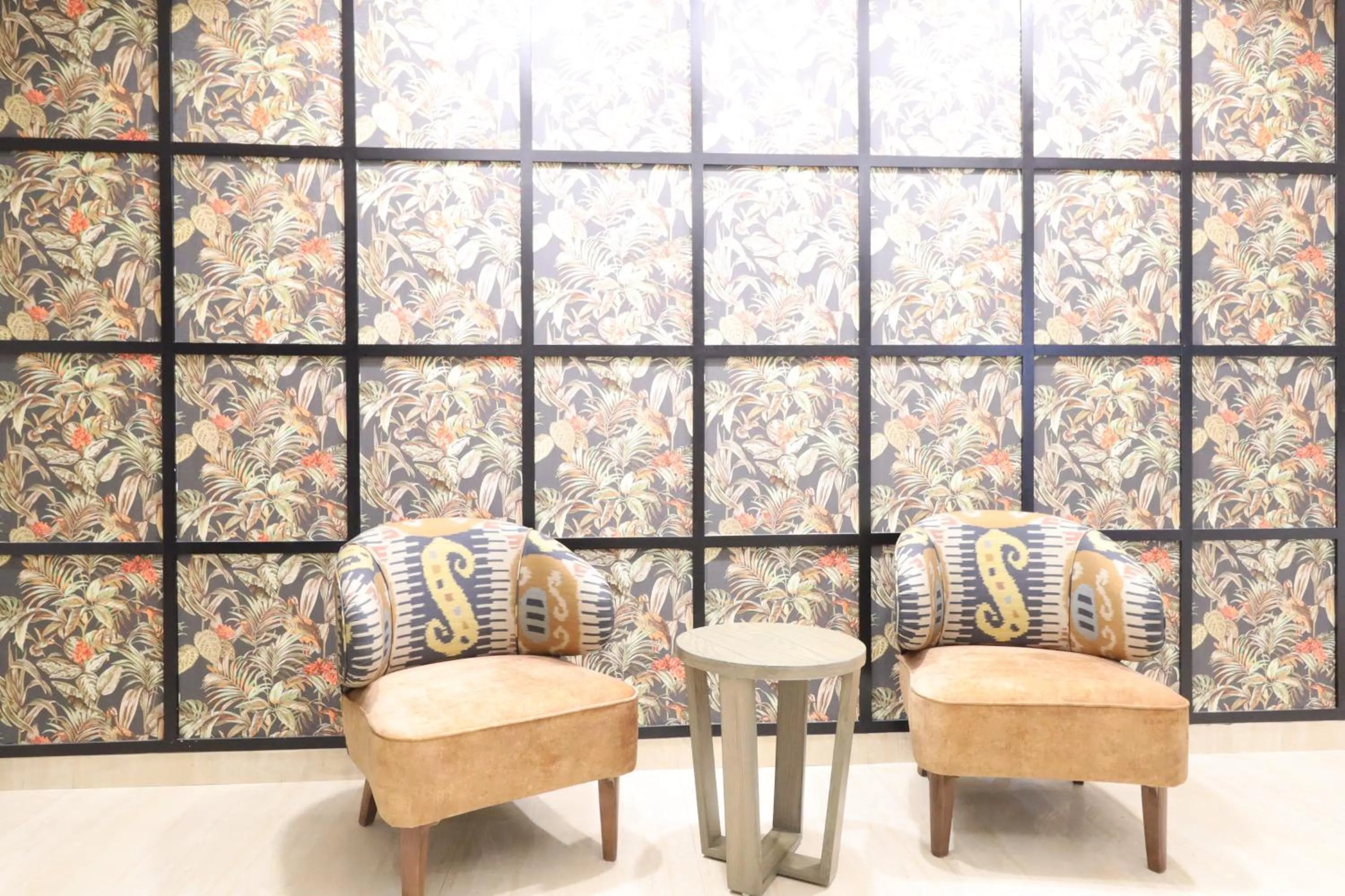 Seating area in Ahuja Residency City Centre