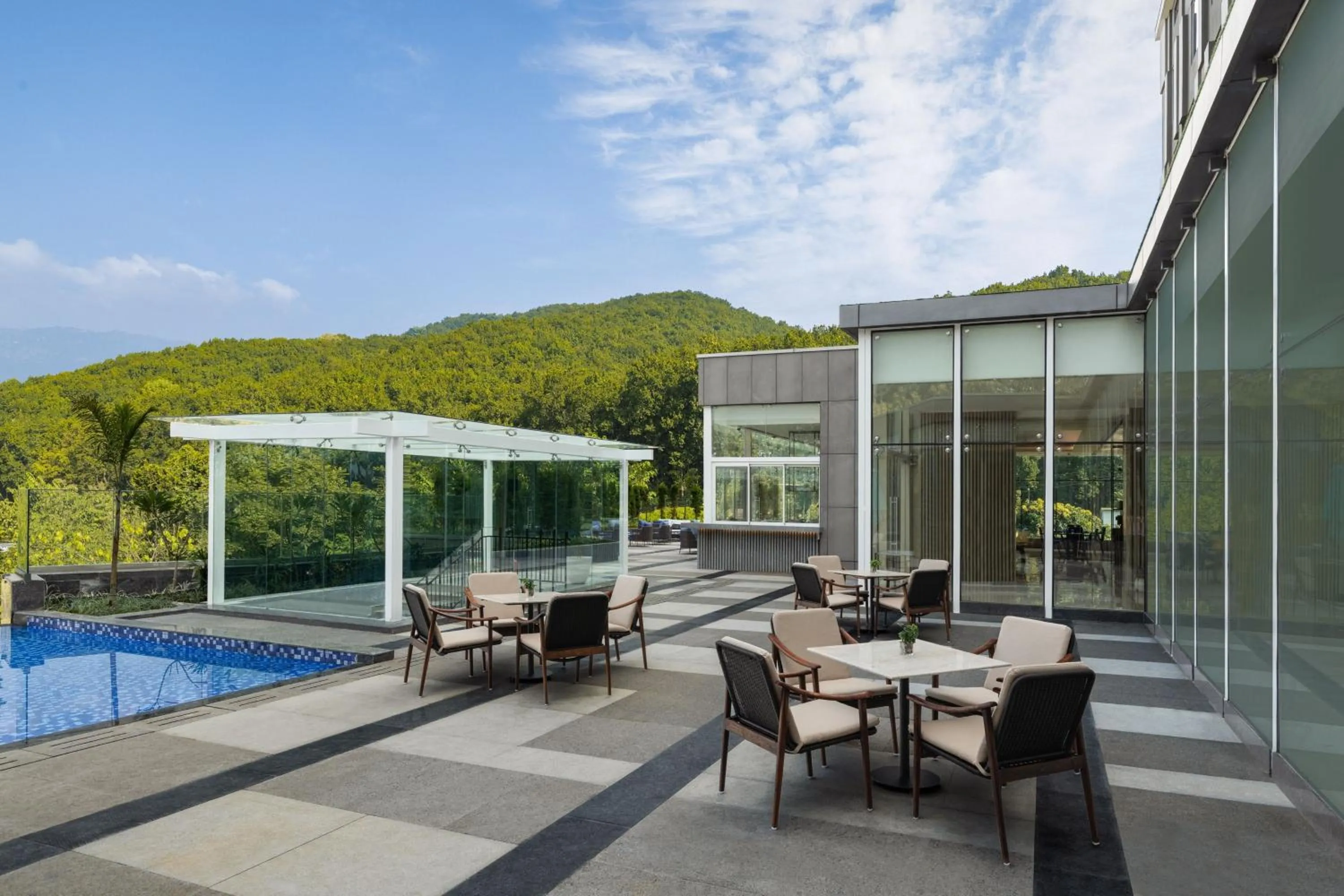 Swimming pool in Fairfield by Marriott Dehradun