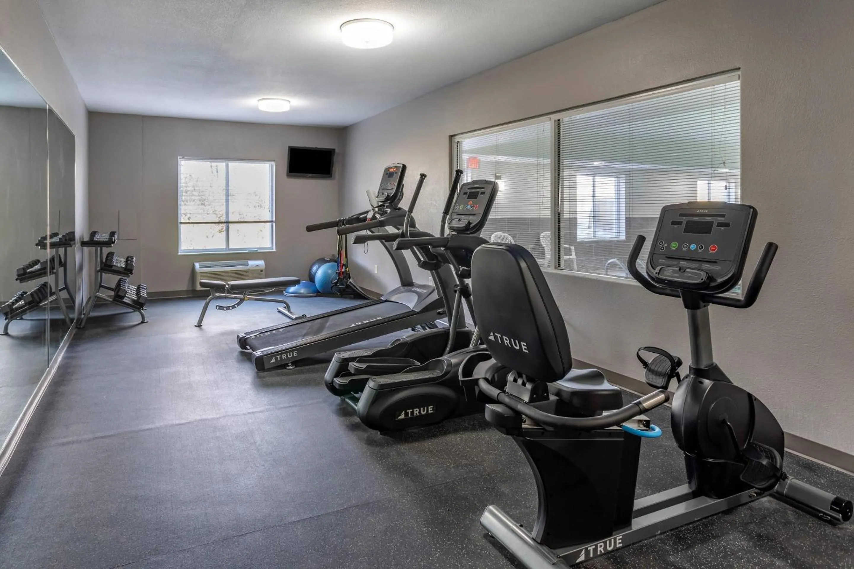Fitness centre/facilities in MainStay Suites Lebanon - Nashville Area