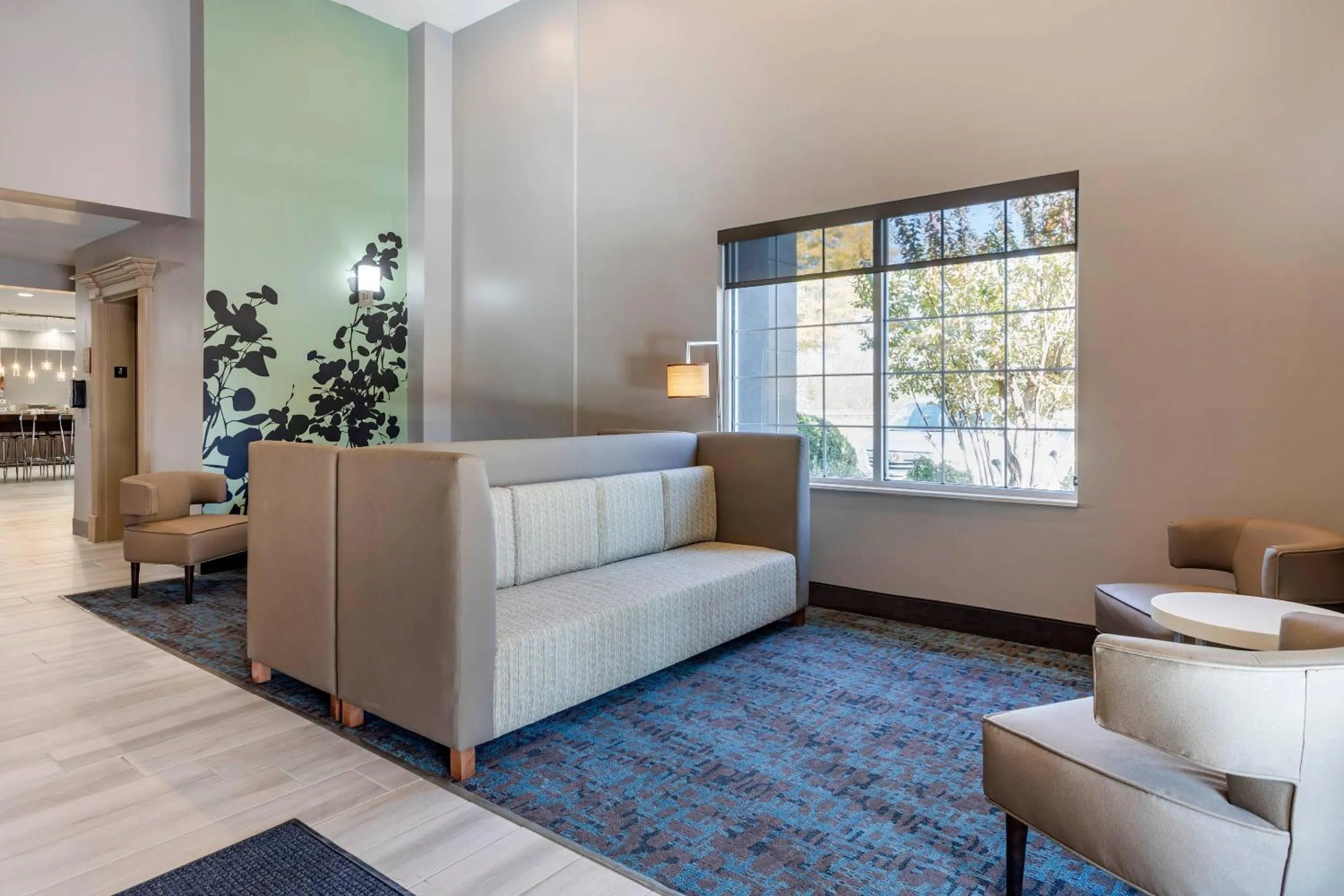Lobby or reception in MainStay Suites Lebanon - Nashville Area