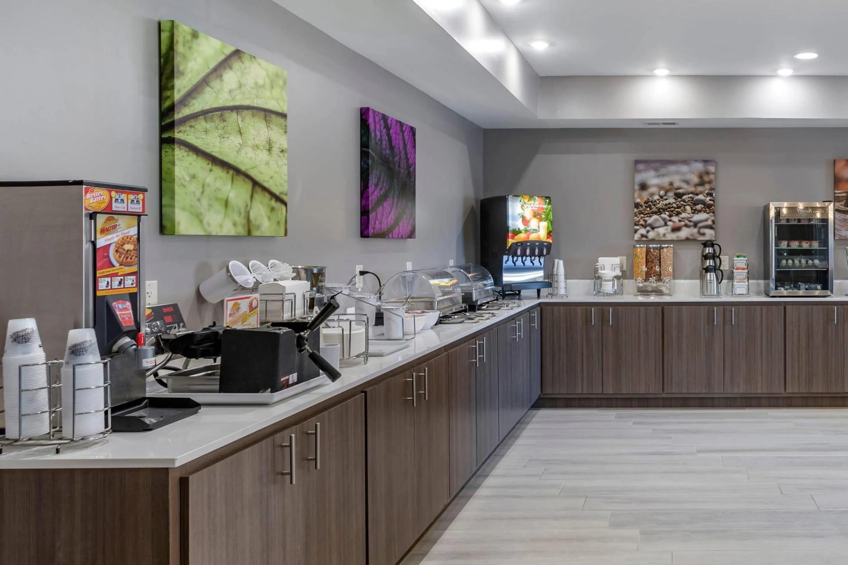 Breakfast in MainStay Suites Lebanon - Nashville Area