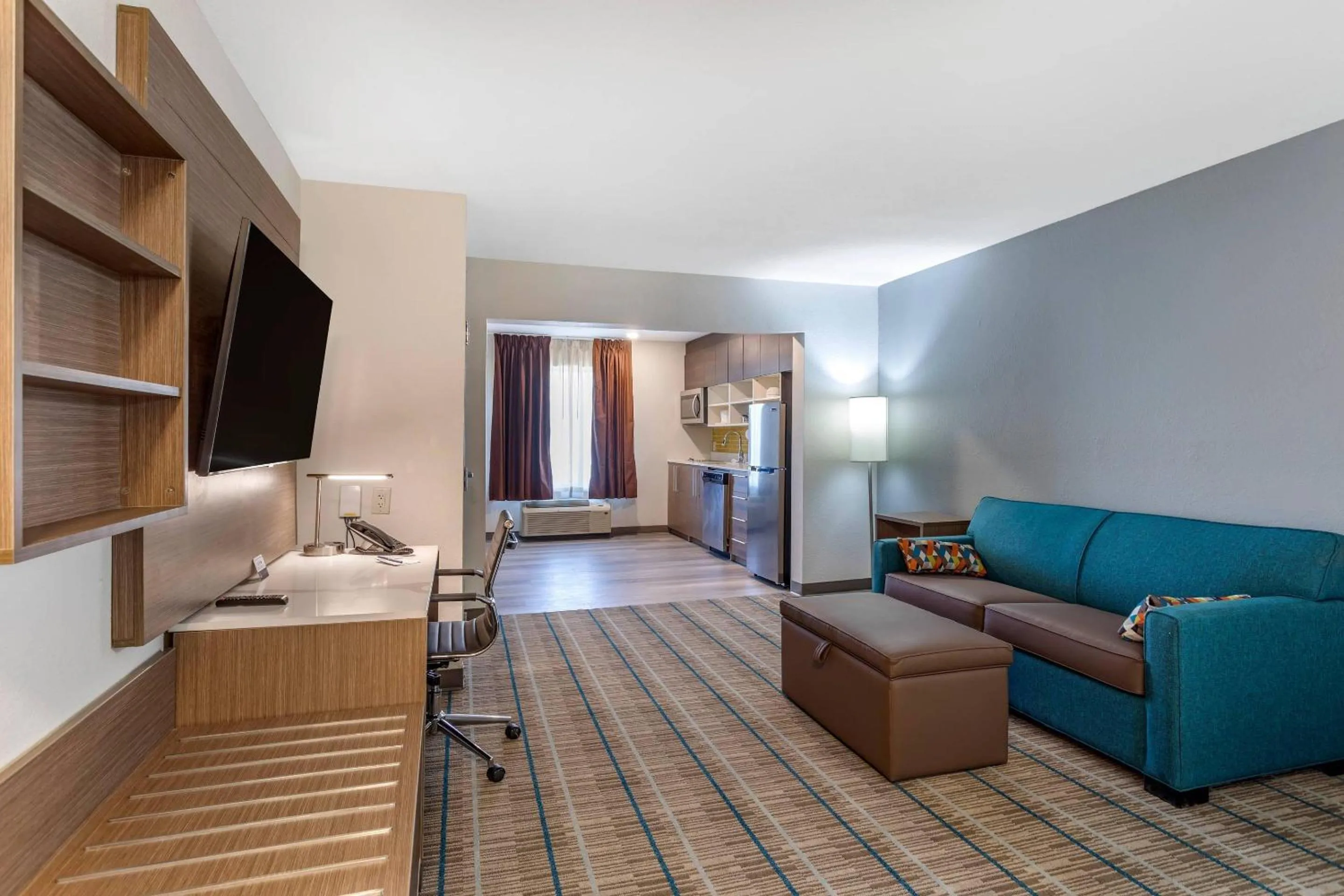 Bedroom in MainStay Suites Lebanon - Nashville Area
