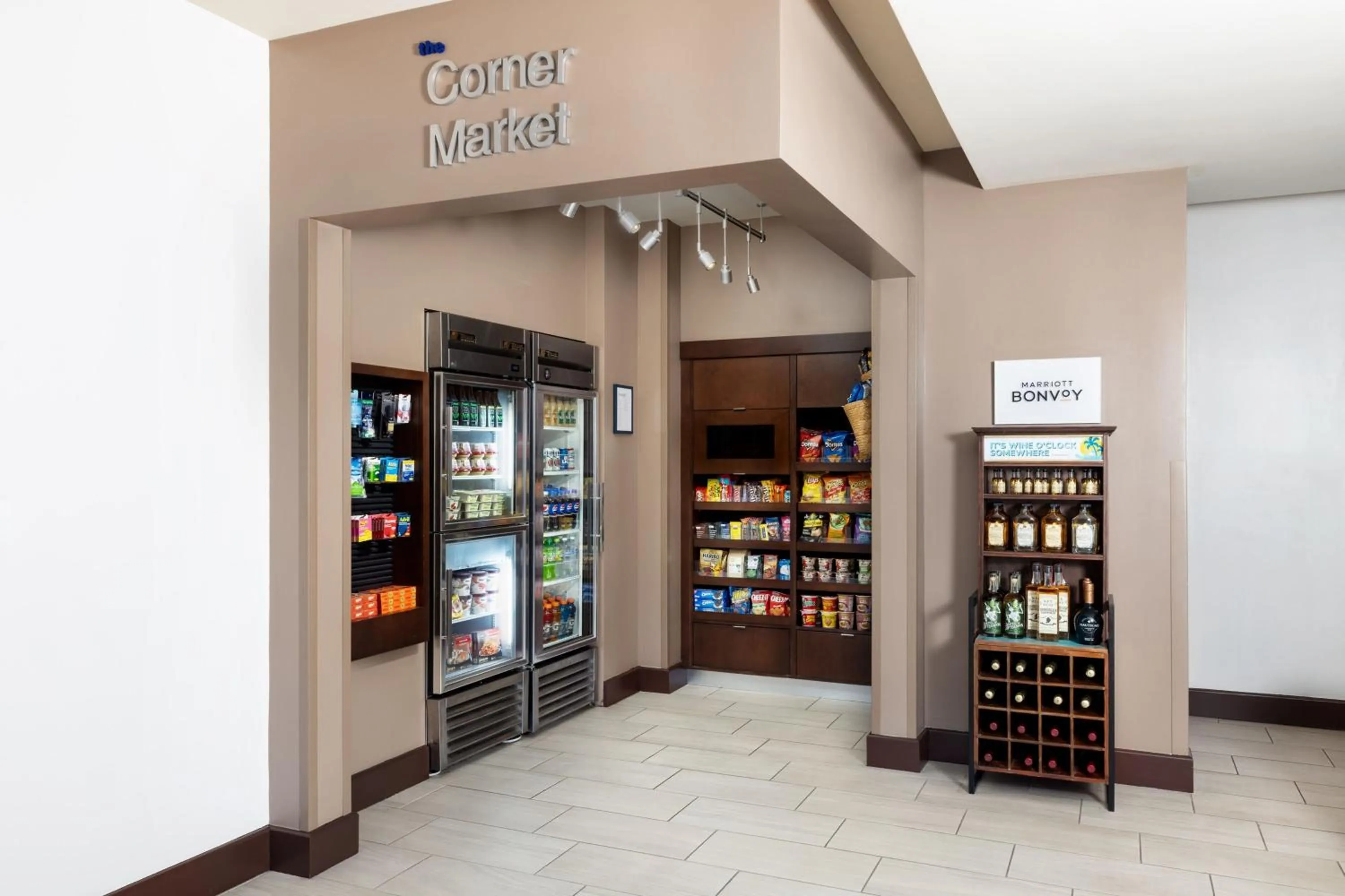 Lobby or reception in Fairfield Inn & Suites by Marriott Key West at The Keys Collection