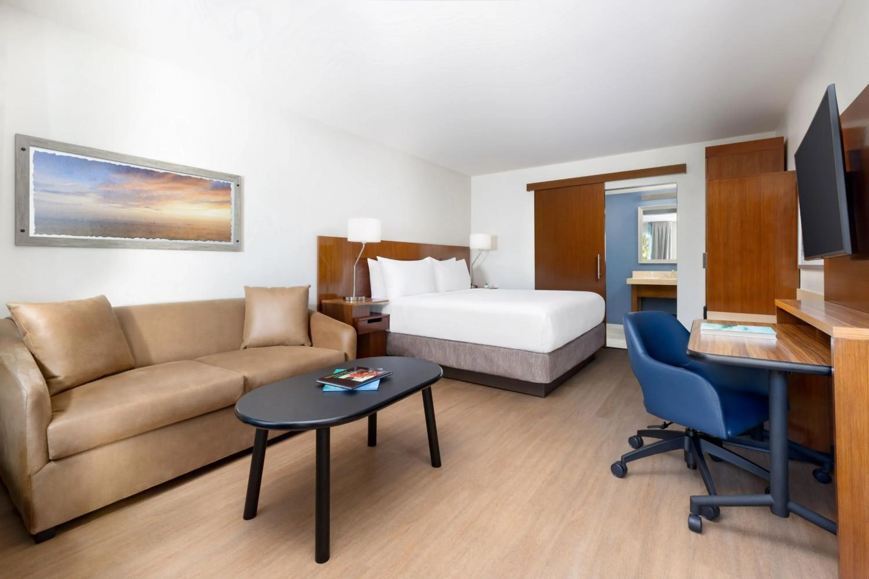 Photo of the whole room, Bed in Fairfield Inn & Suites by Marriott Key West at The Keys Collection