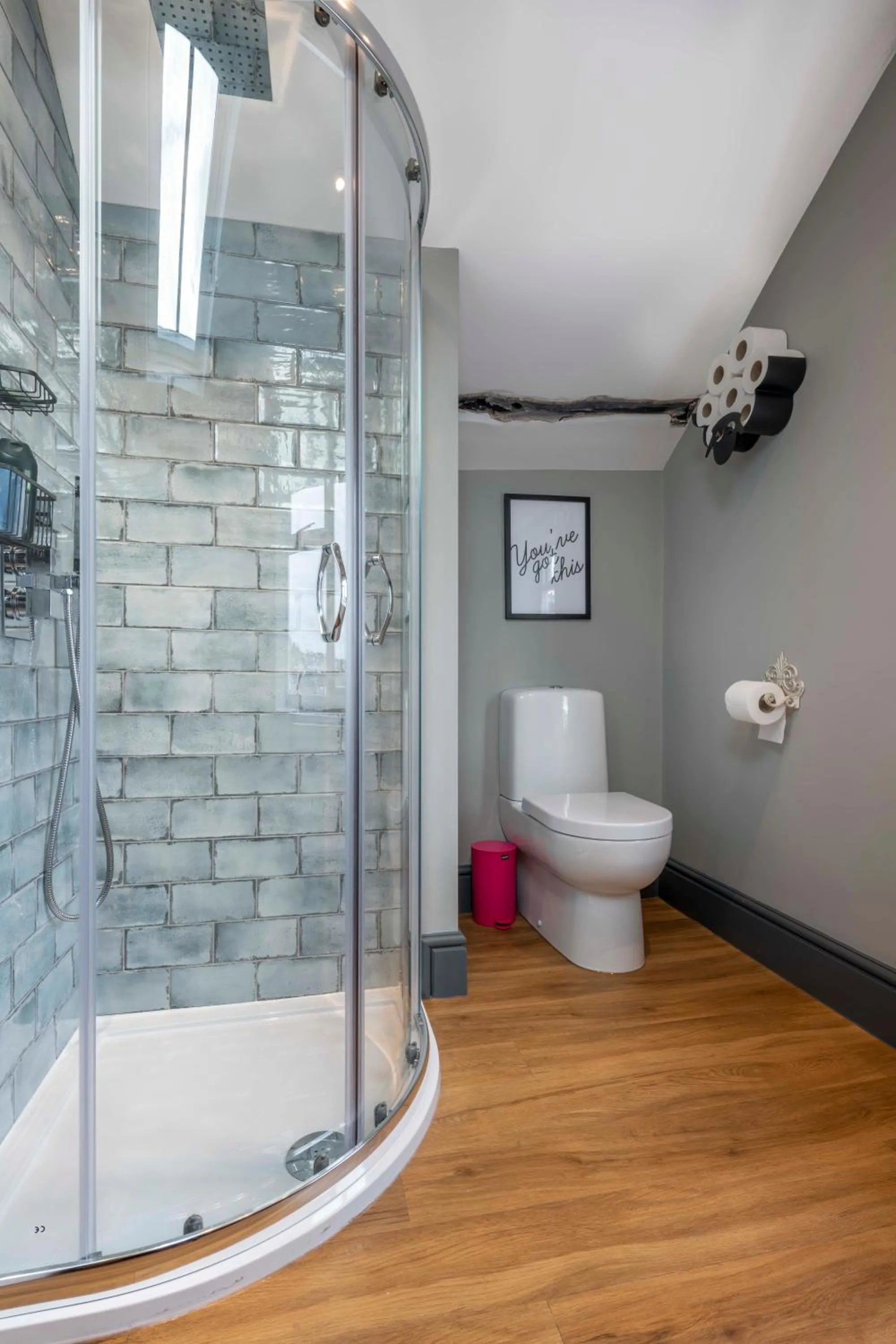 Bathroom in Sailors Rest