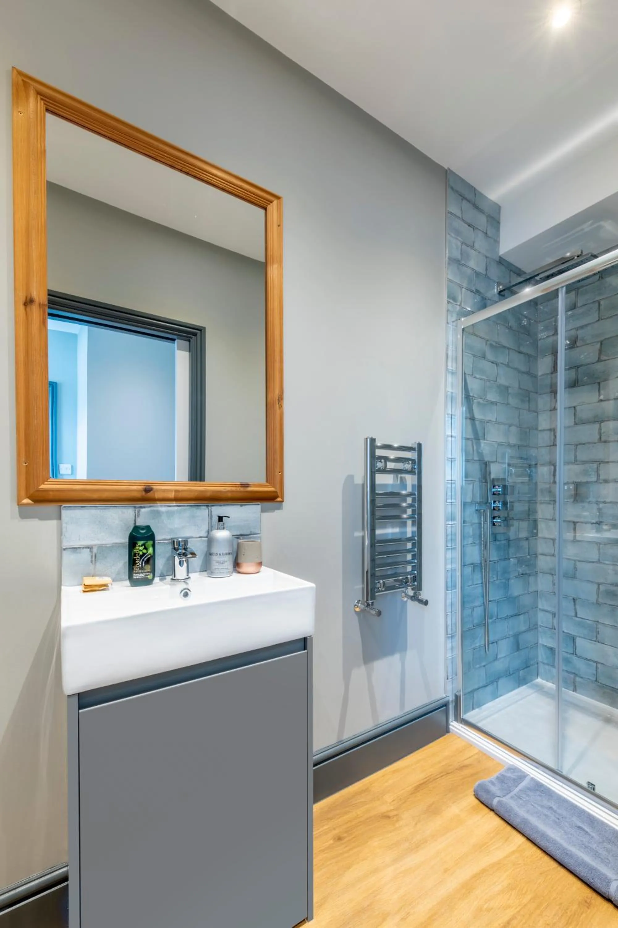 Bathroom in Sailors Rest