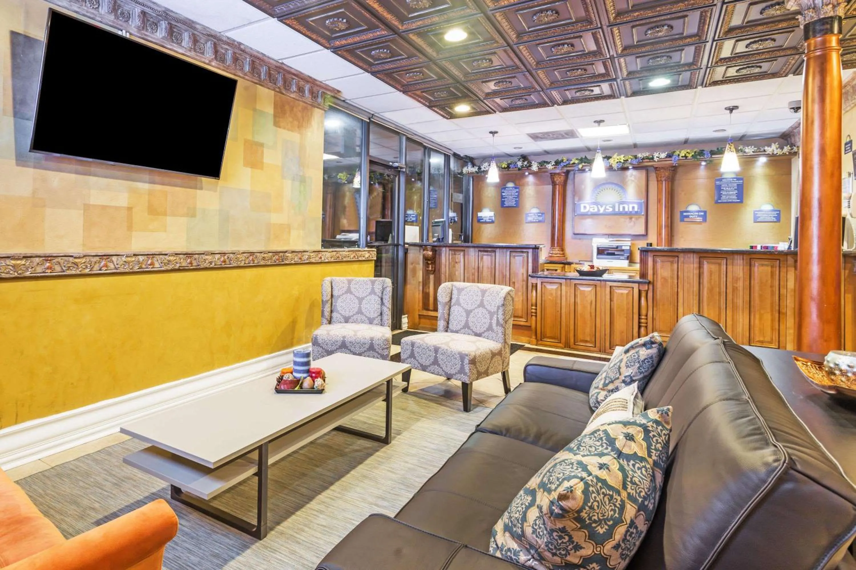 Lobby or reception in Days Inn by Wyndham Fort Lauderdale-Oakland Park Airport N