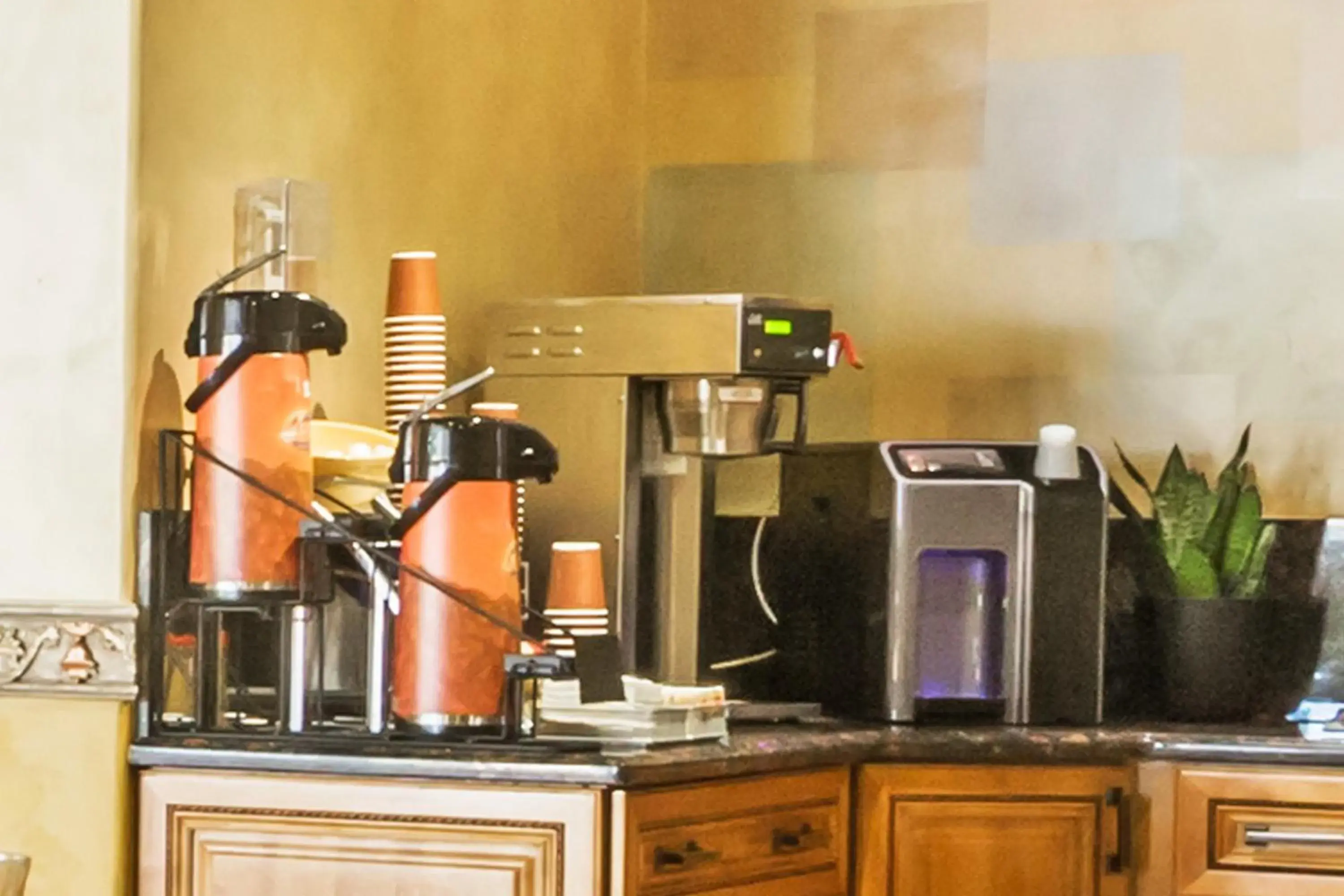 American breakfast in Days Inn by Wyndham Fort Lauderdale-Oakland Park Airport N American breakfast in Days Inn by Wyndham Fort Lauderdale-Oakland Park Airport N