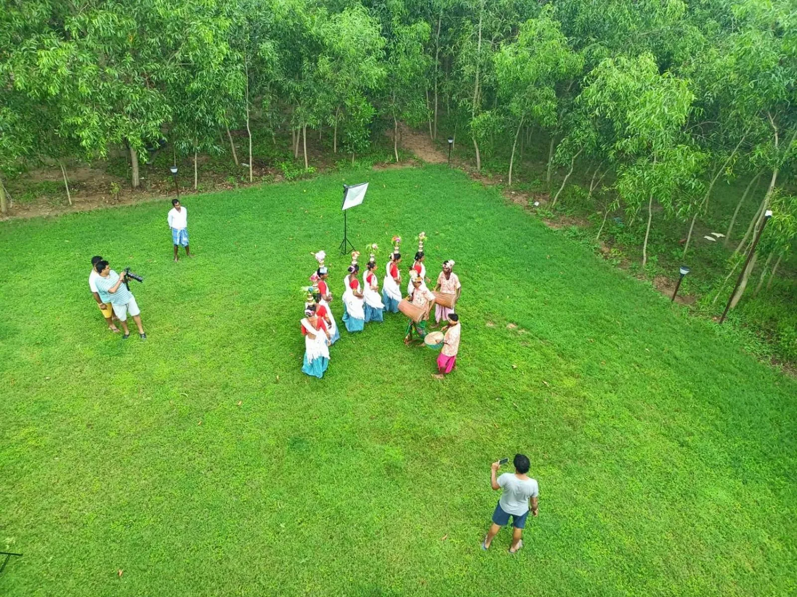 Garden in Resort Neel Nirjan !! Best Family Couple friendly family Resort!!