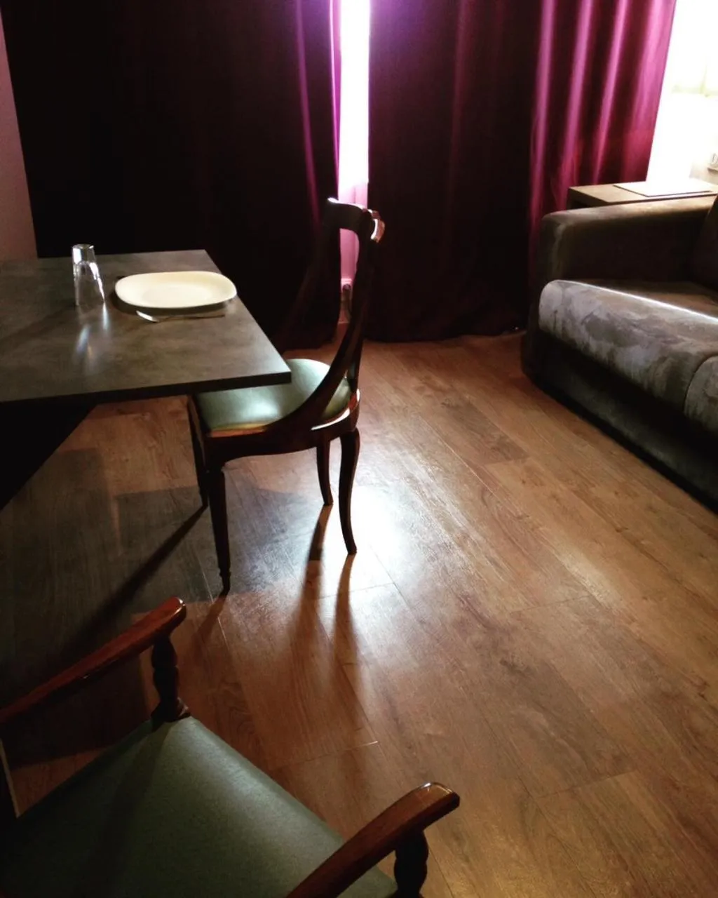 Photo of the whole room, Bed in Hôtel Albion