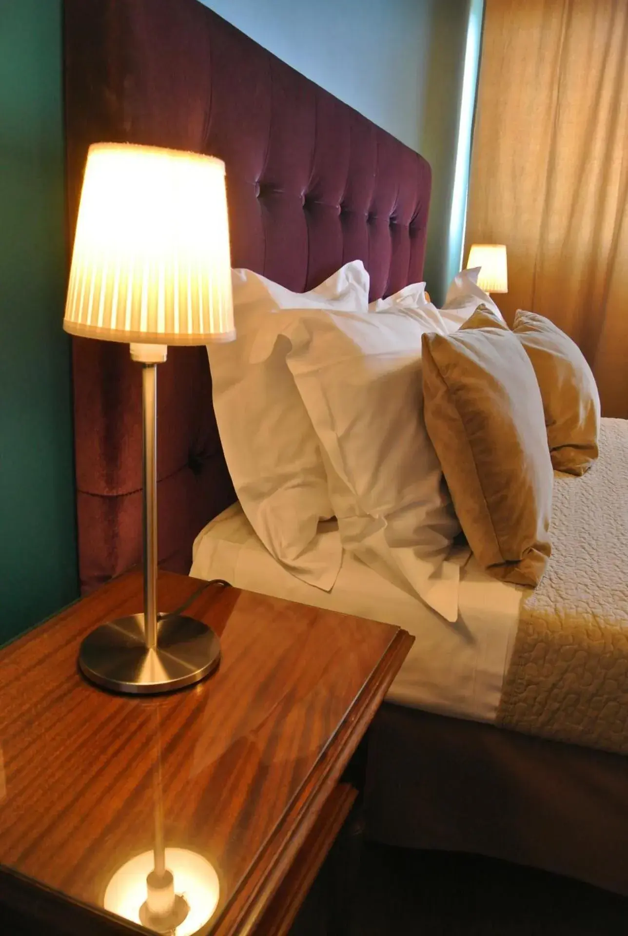 Decorative detail, Bed in Hôtel Albion Decorative detail, Bed in Hôtel Albion