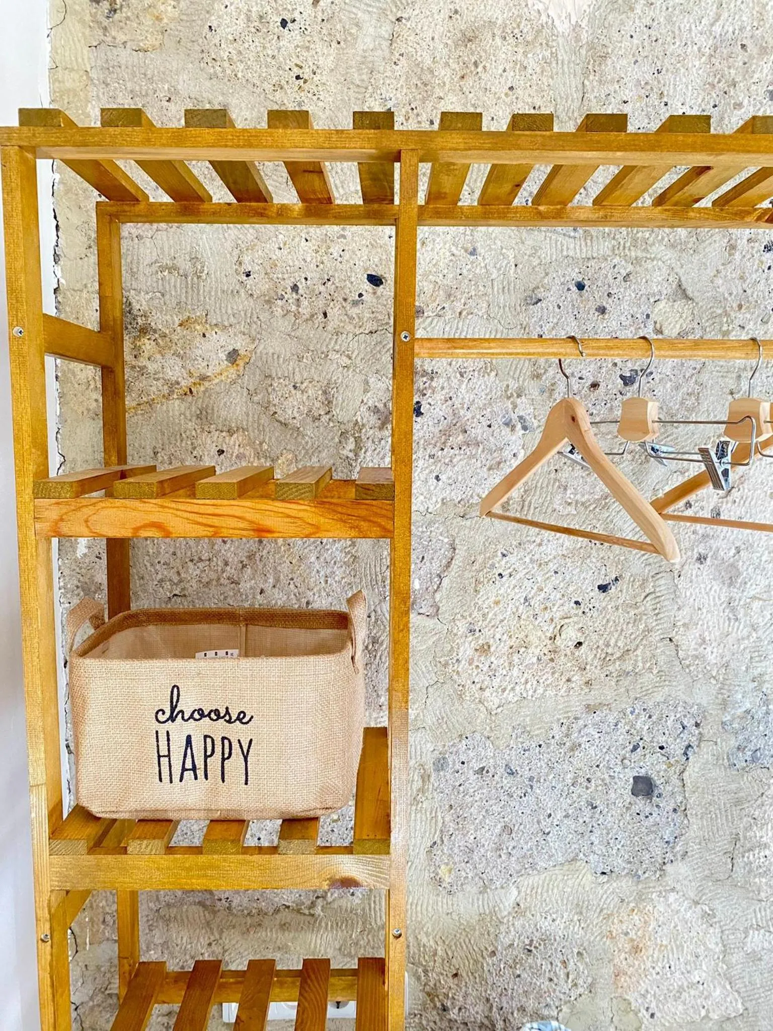 wardrobe in Alaca Butik Otel