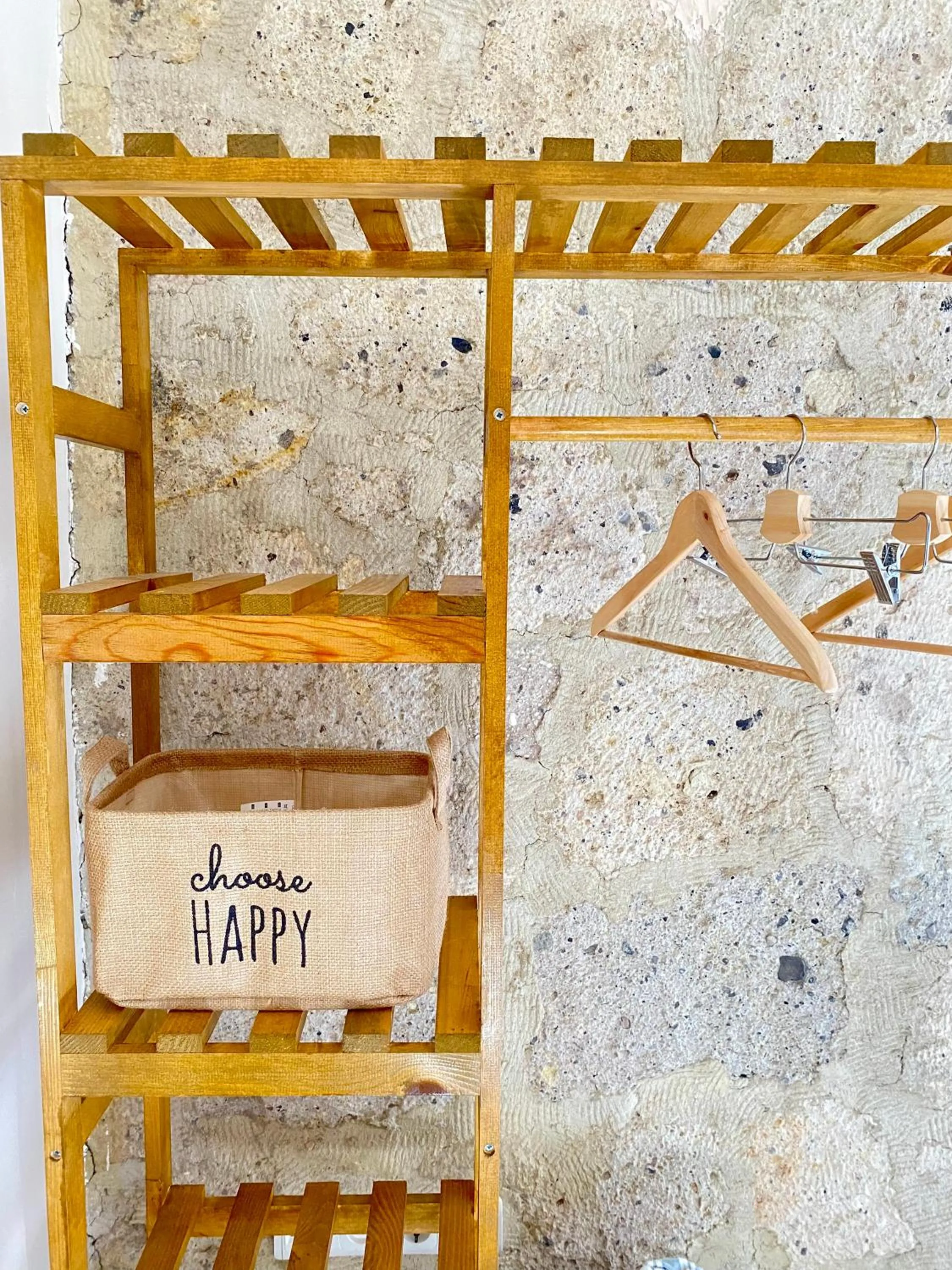 wardrobe in Alaca Butik Otel