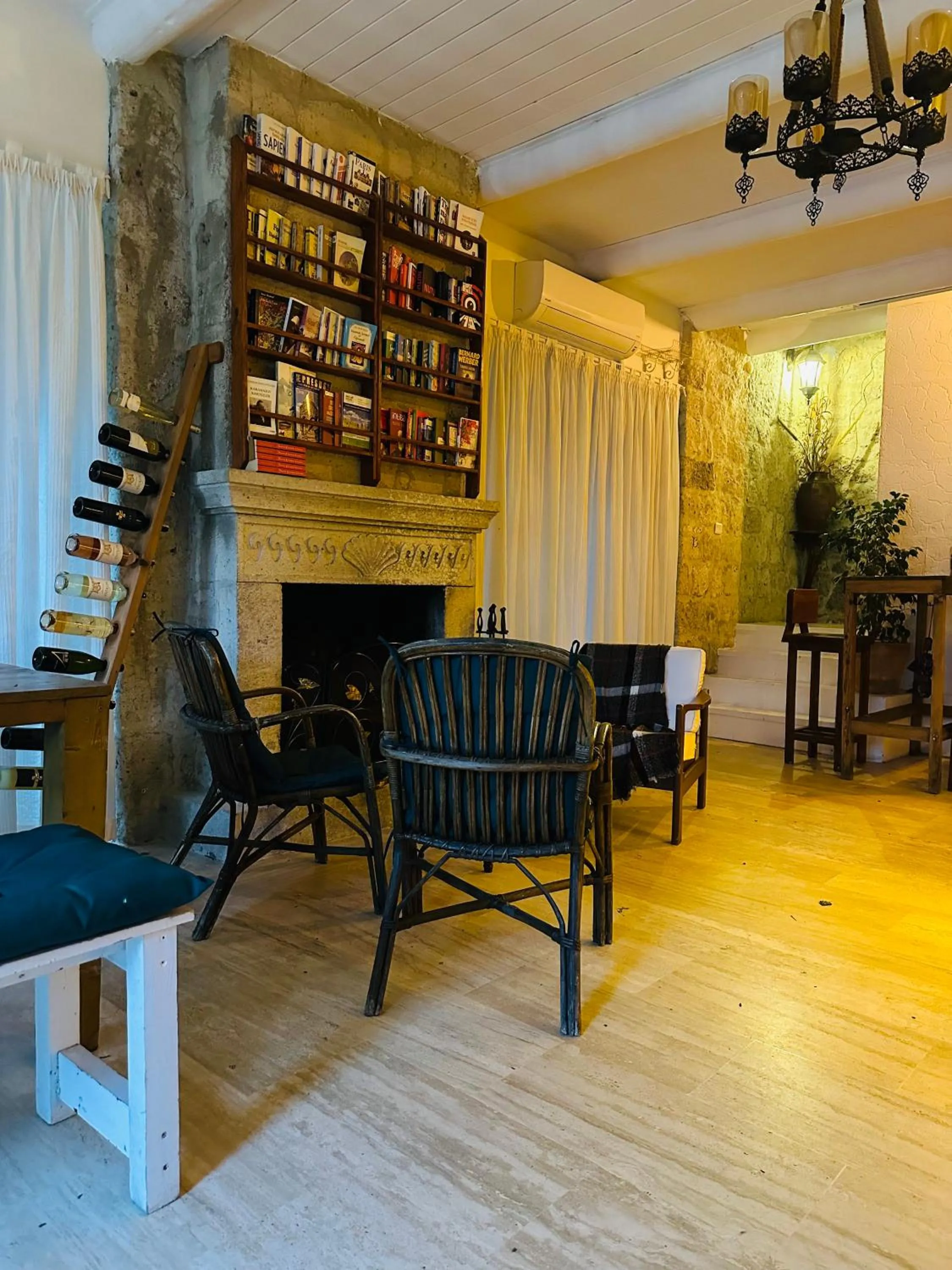 Lounge or bar in Alaca Butik Otel