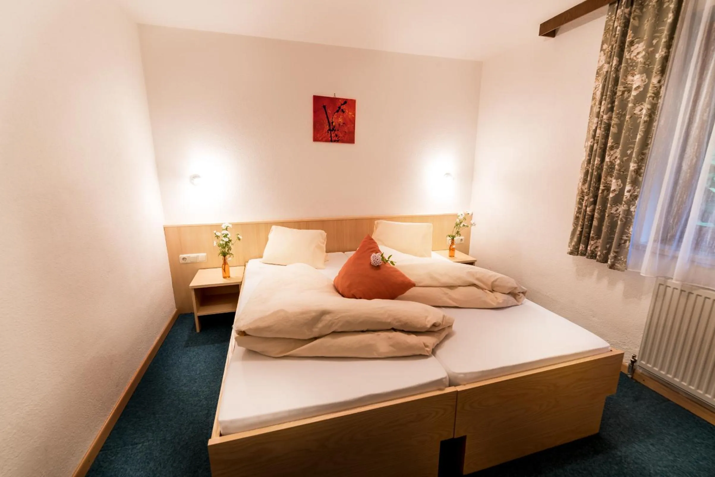 Bed in "Quality Hosts Arlberg" Hotel-Gasthof Freisleben