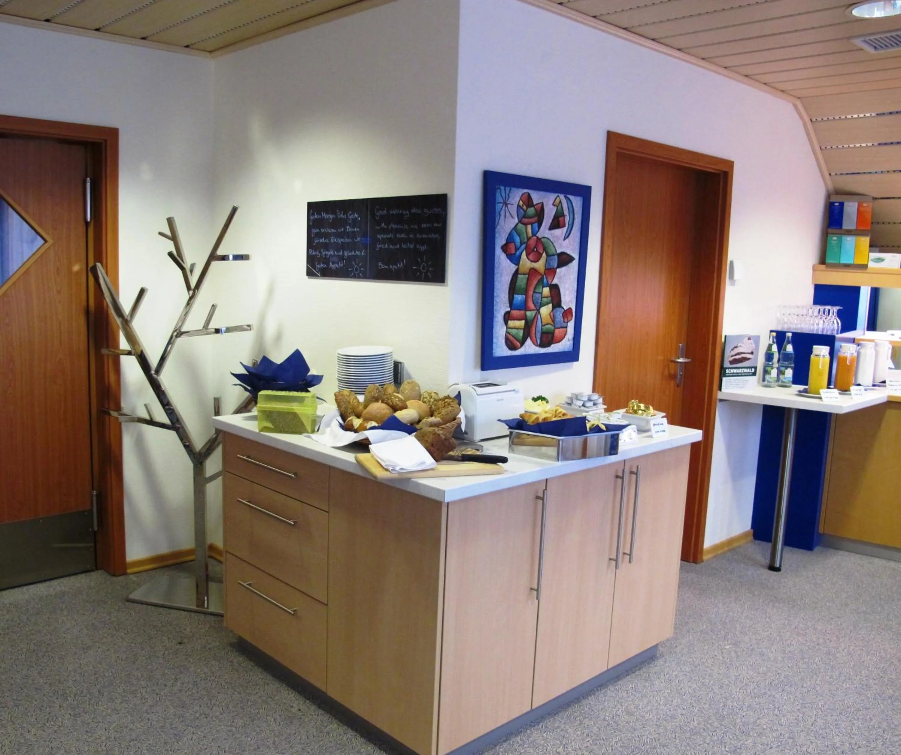 Buffet breakfast in Garni-Hotel Sailer & Hotel Sailer´s Villa