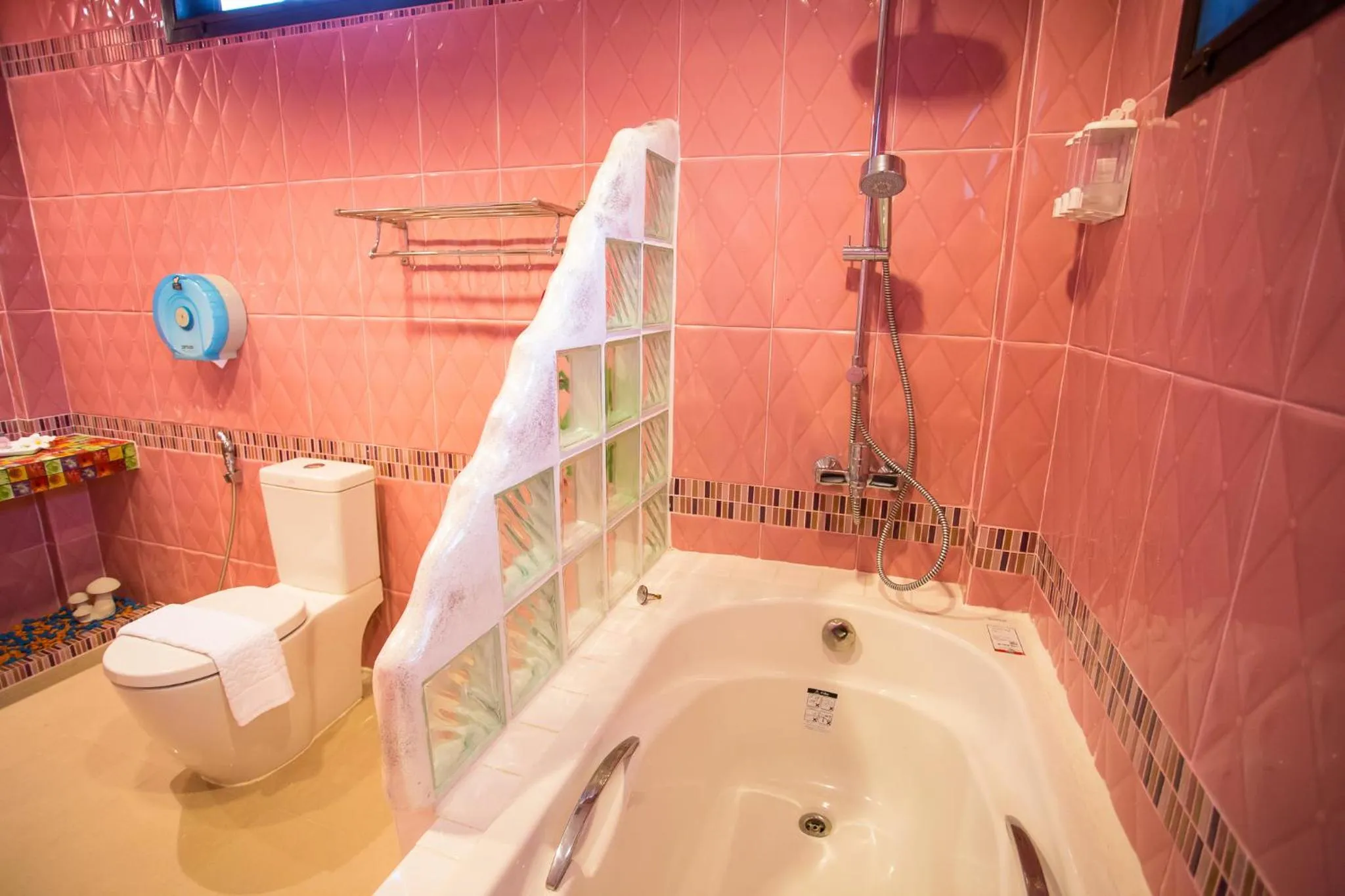 Shower in Is Am O Chiang Mai Resort