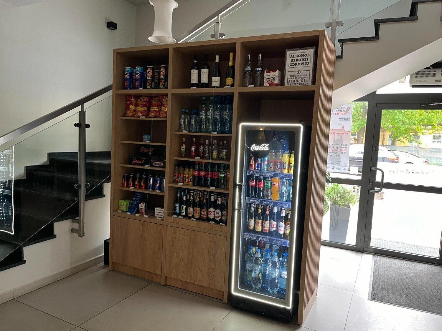 Lobby or reception in B&B HOTEL Piotrków Trybunalski