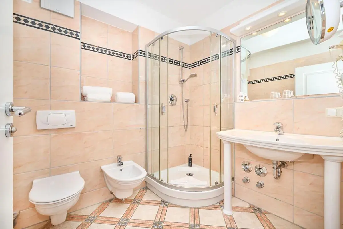 Bathroom in Strandpalais Prinz von Preussen - Anbau vom Strandhotel Preussenhof