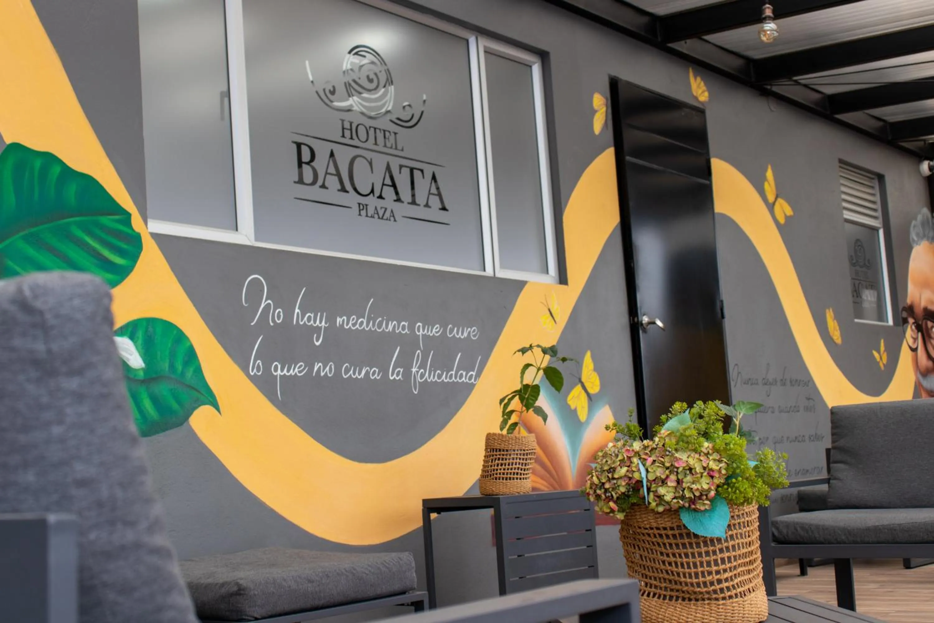 Balcony/Terrace in Hotel Bacata Plaza