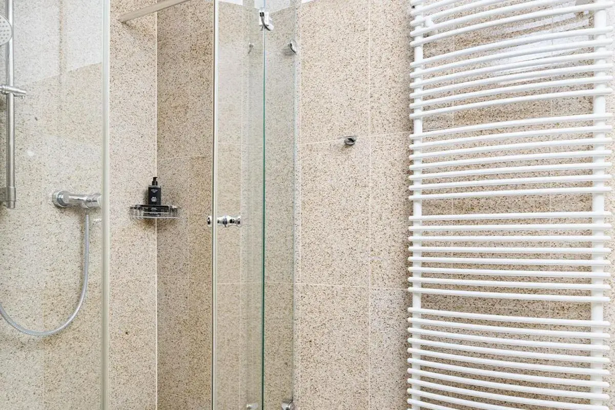 Shower in Strandvilla Viktoria - Anbau vom Strandhotel Preussenhof