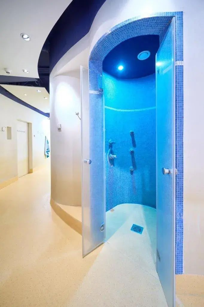 Spa and wellness centre/facilities, Bathroom in Strandvilla Viktoria - Anbau vom Strandhotel Preussenhof