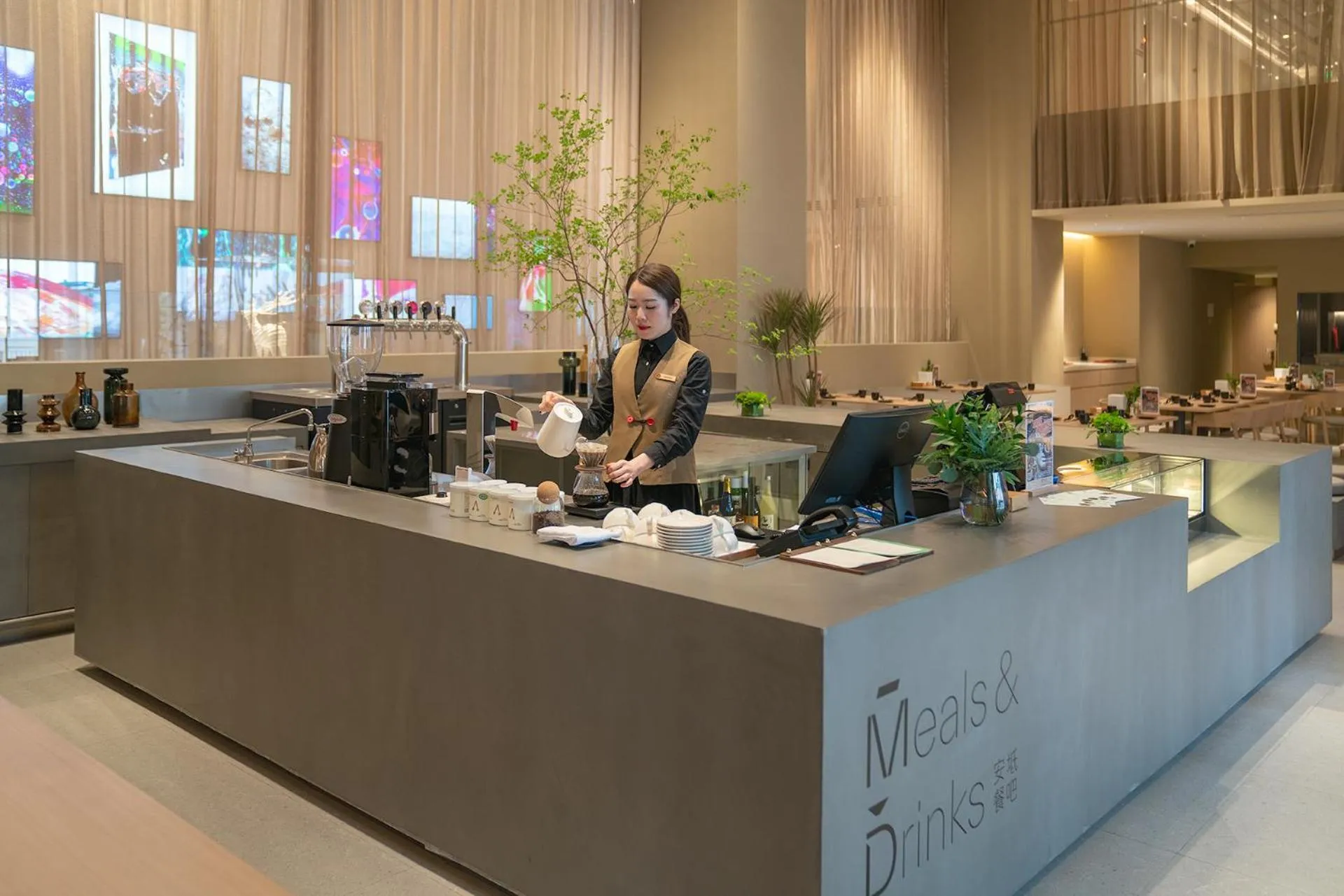 Restaurant/places to eat in HOTEL ANDI Townscape Wuhan