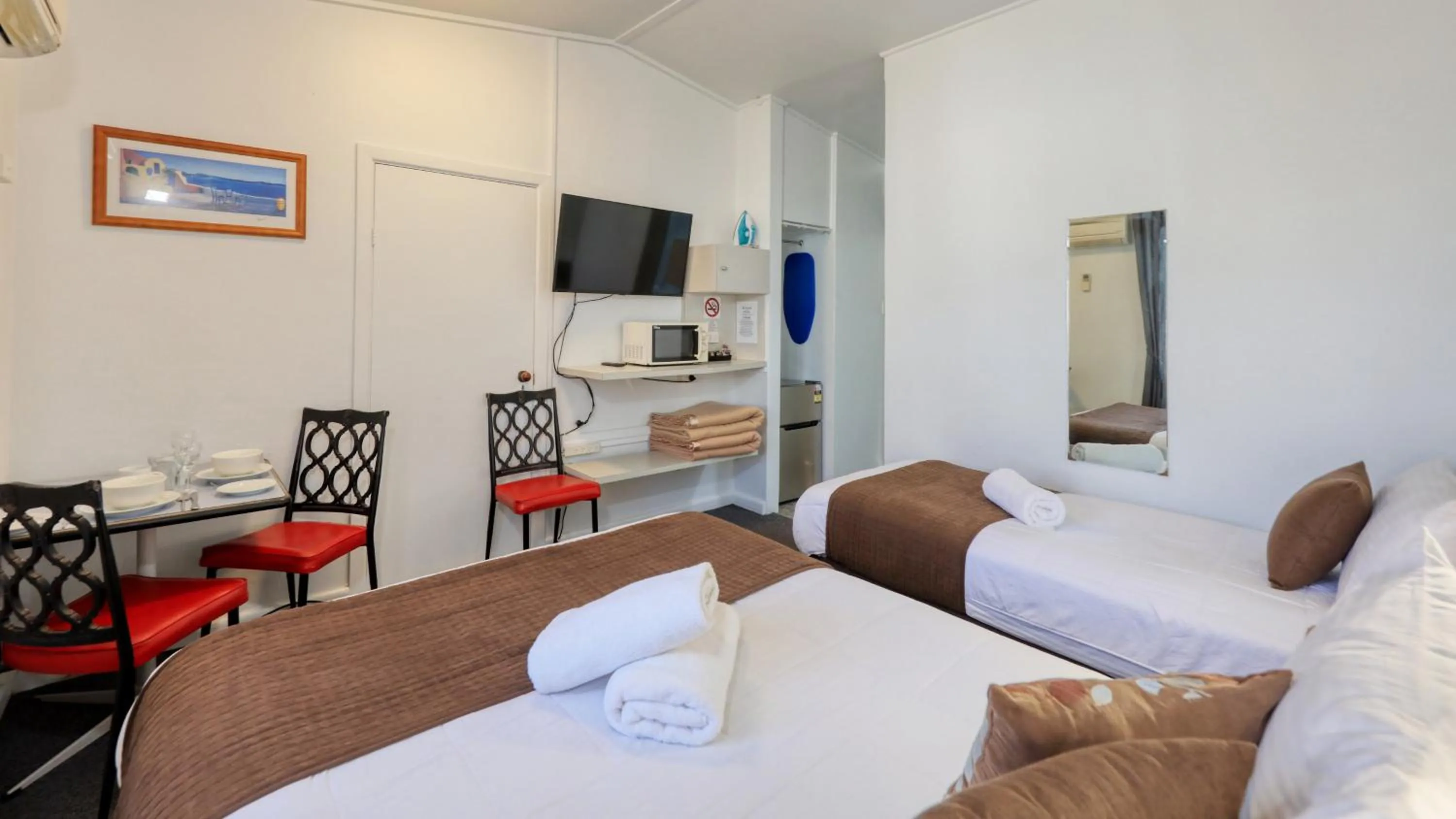 TV and multimedia, Bed in CBD GI Motel