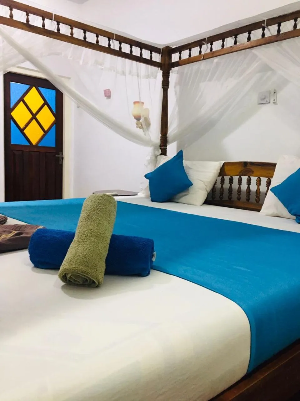 Bed in Avin Beach Villa