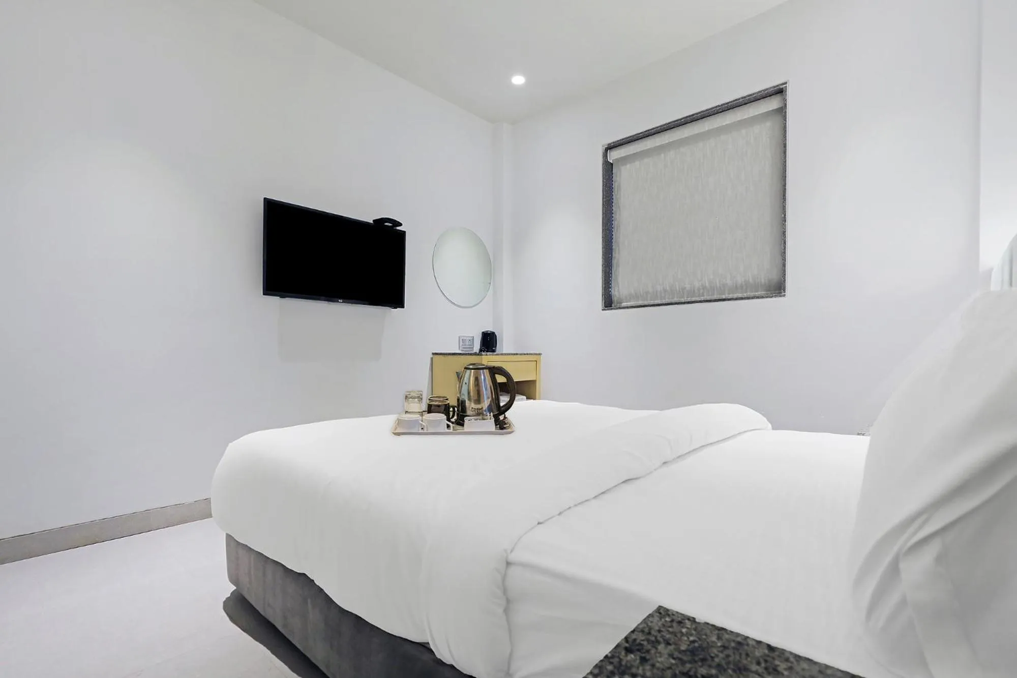 Bed in FabHotel Yellow Courtyard