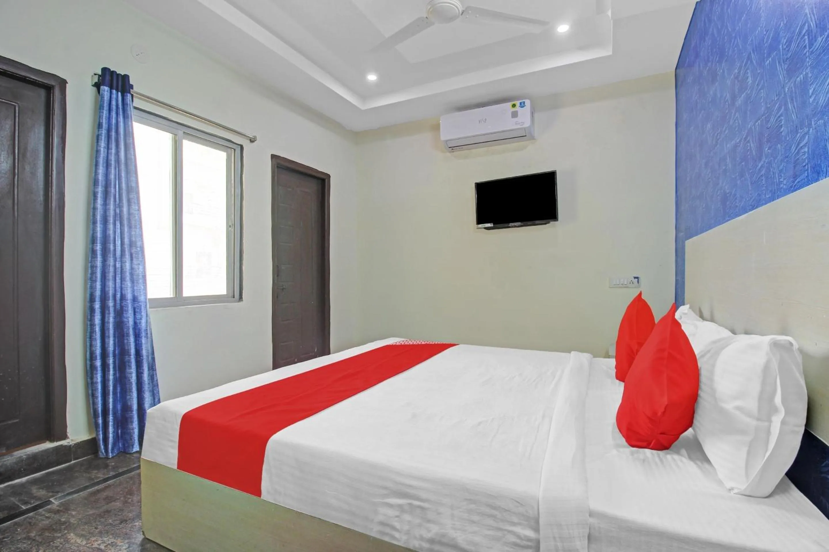 Bedroom in Hotel O Lavish Stay