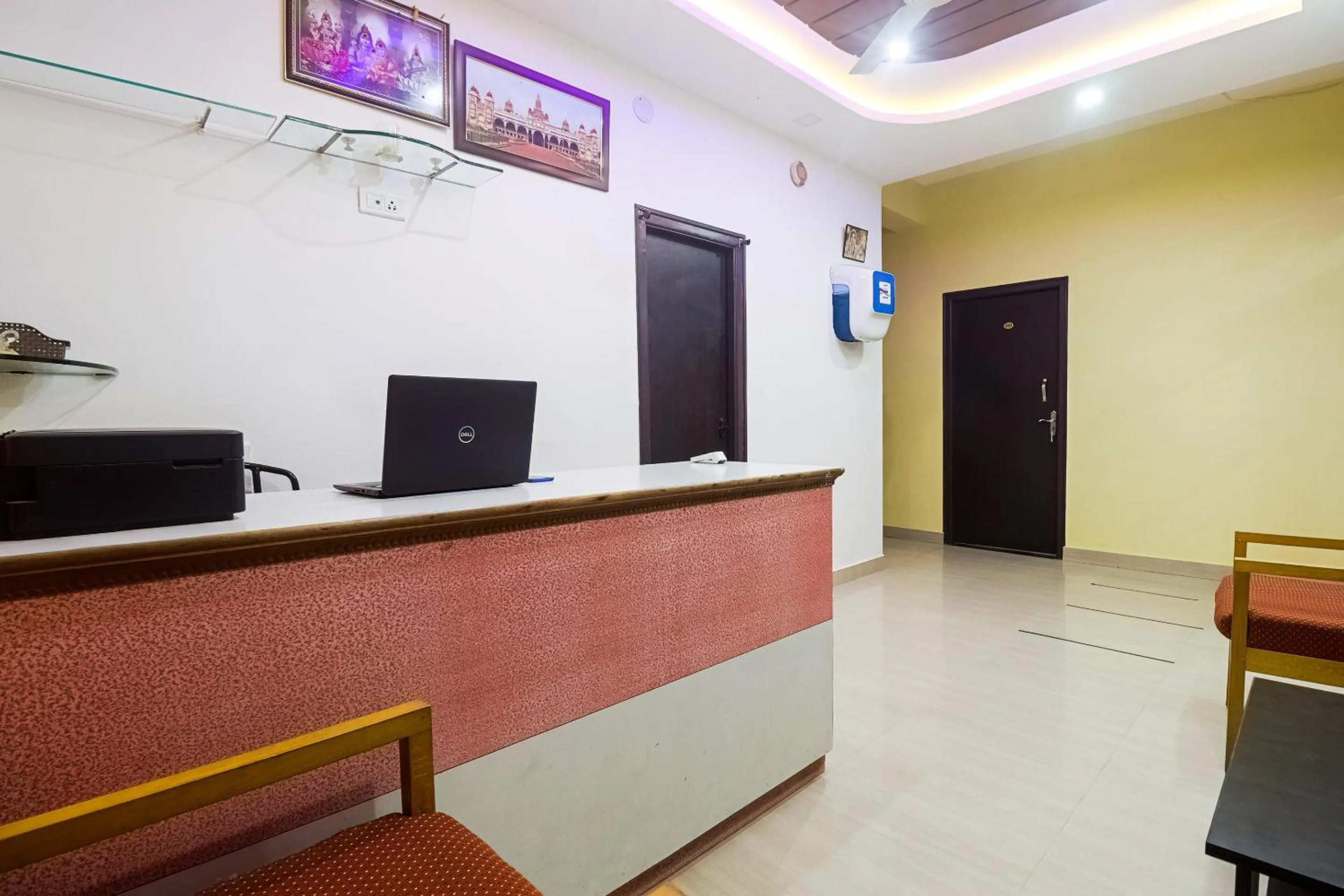 Lobby or reception in Hotel O MK Arcade