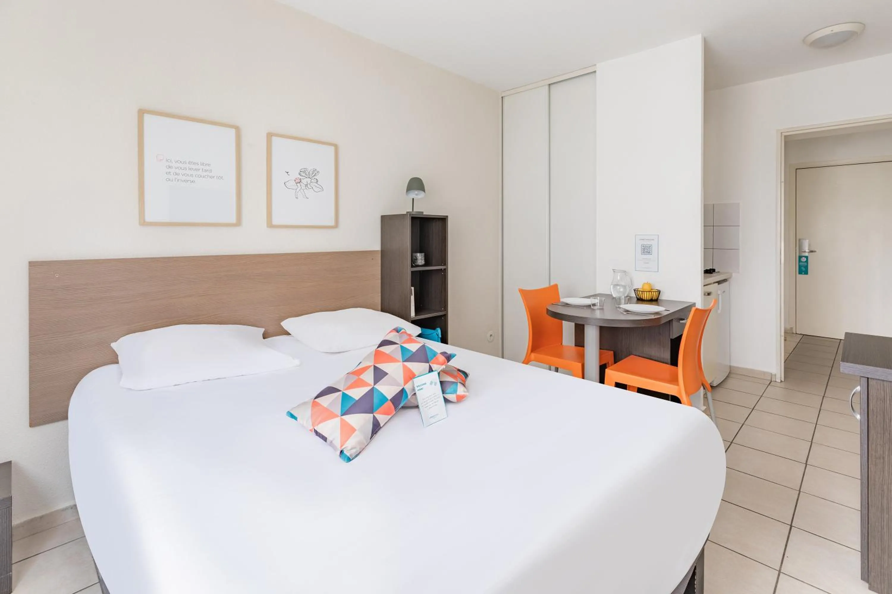 Bed in Appart'City Classic Thonon Les Bains