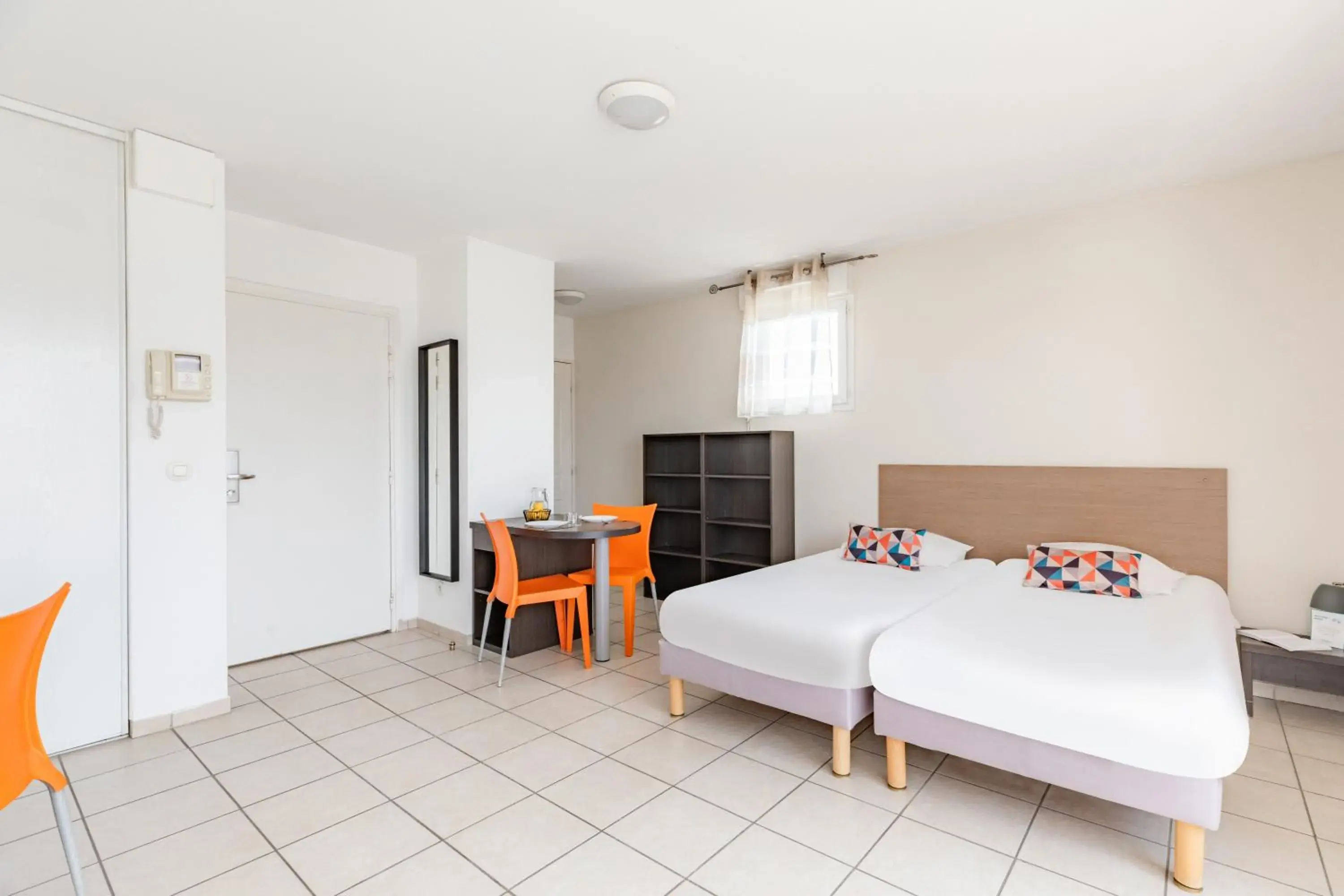 Bed in Appart'City Classic Thonon Les Bains Bed in Appart'City Classic Thonon Les Bains