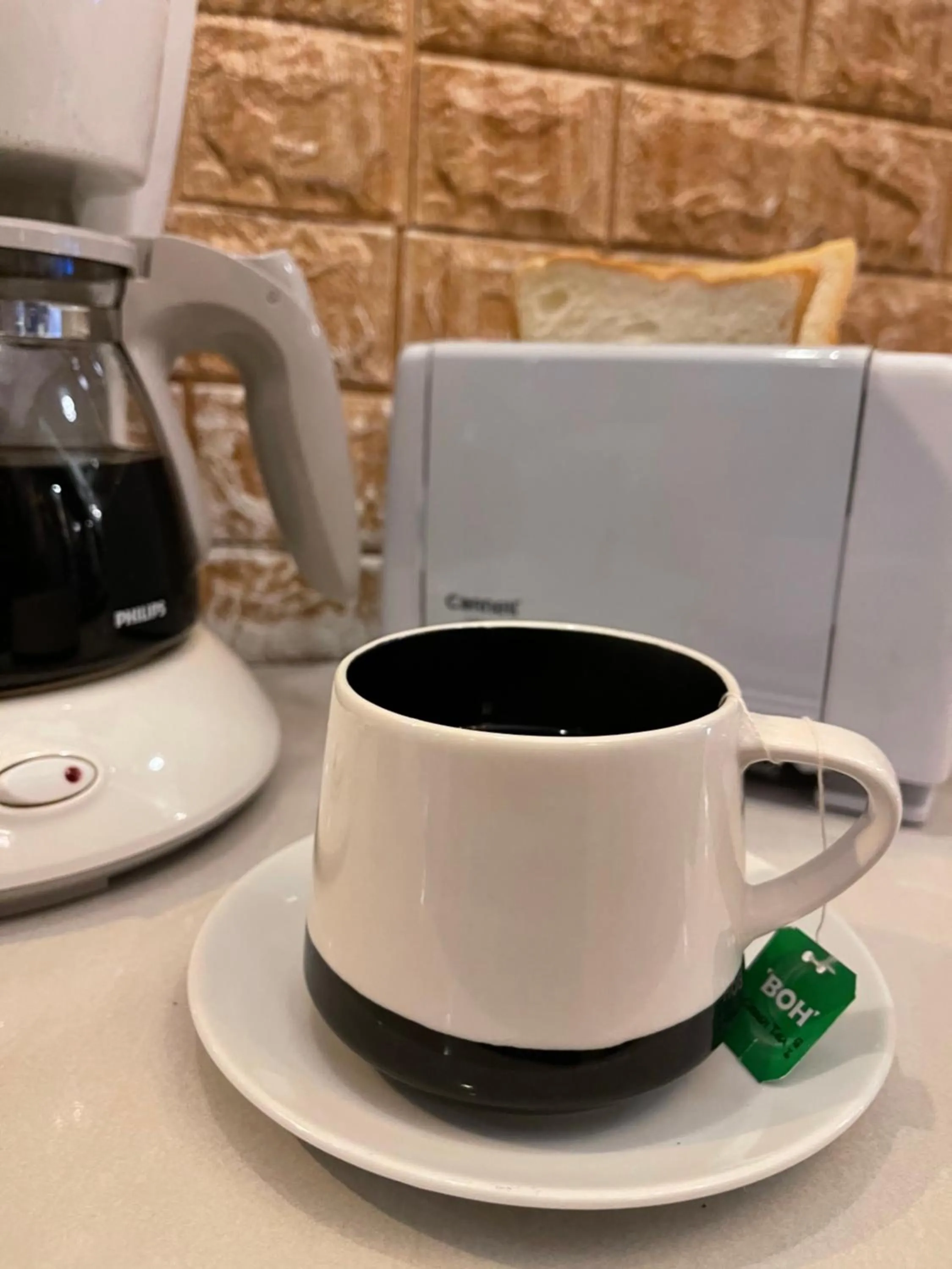 Coffee/tea facilities in Escape Backpackers KK