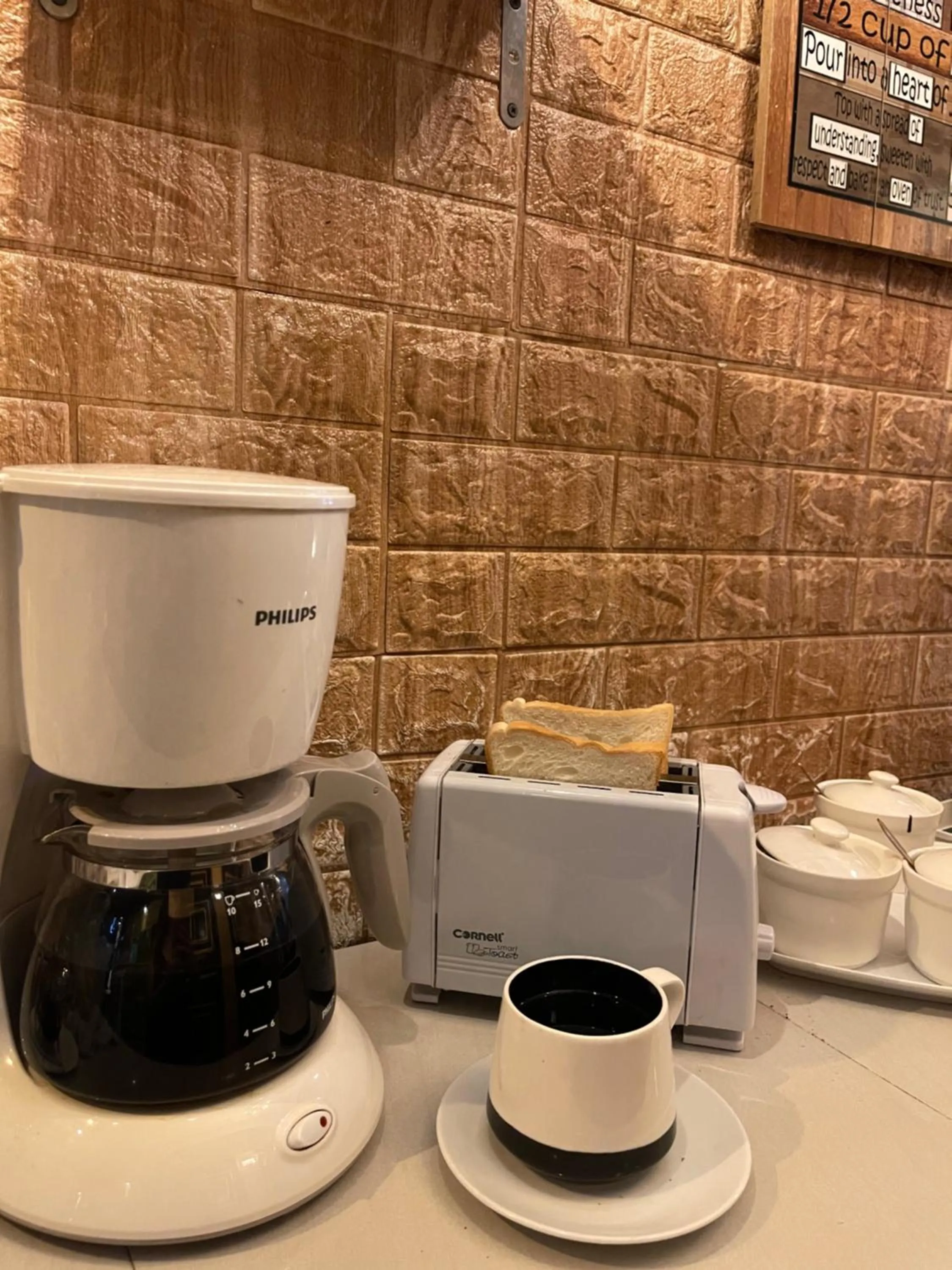 Escape Backpackers KK