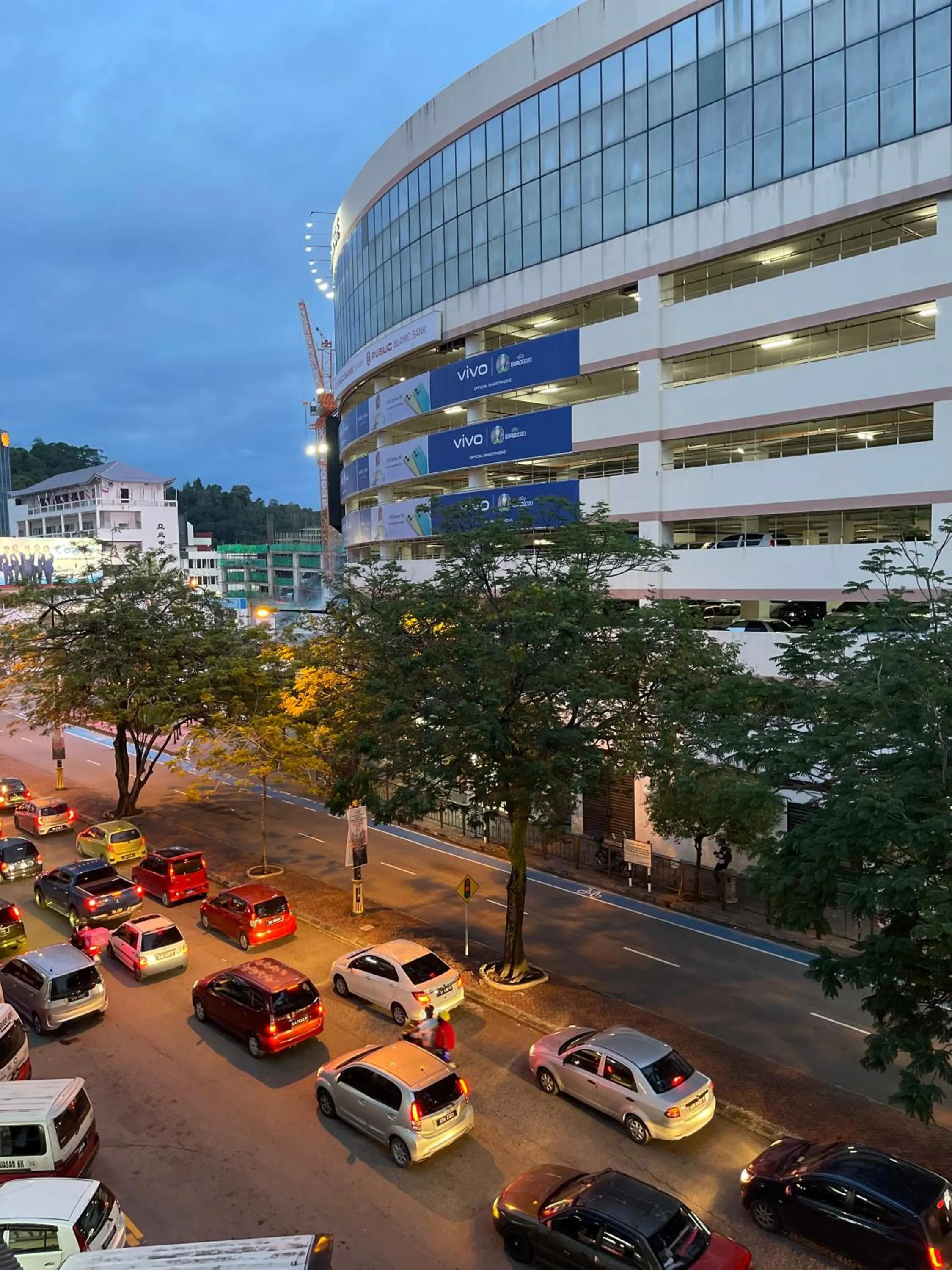 Escape Backpackers KK