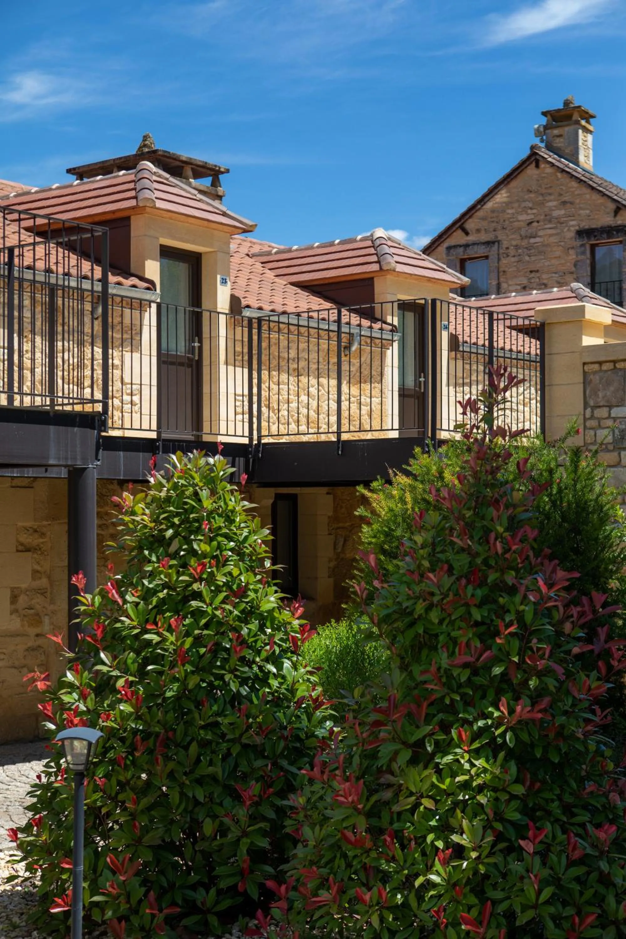 Property building in Domaine de Monrecour - Hôtel & Restaurant - Proche de Sarlat