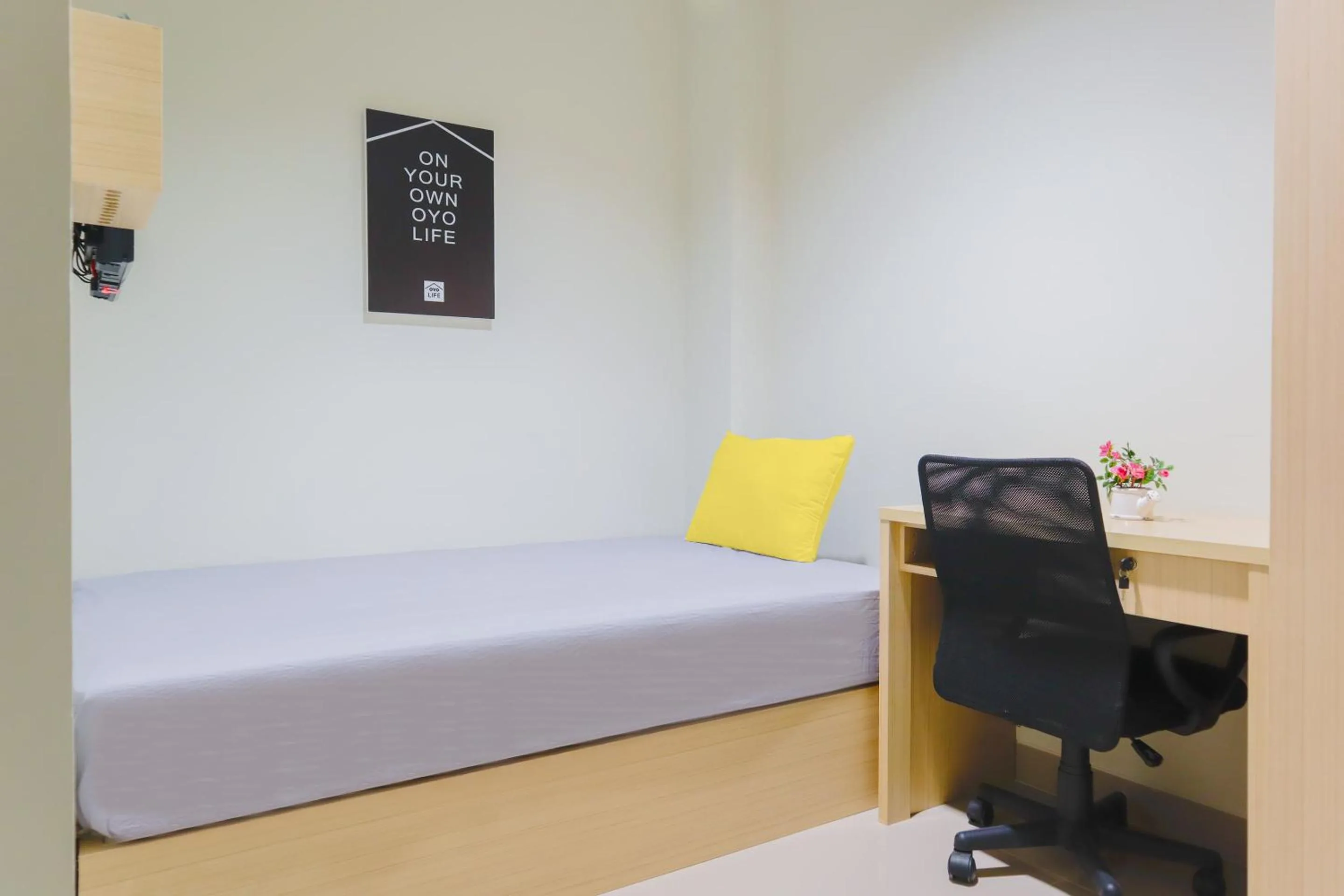 OYO Life 1830 Mandala Residence