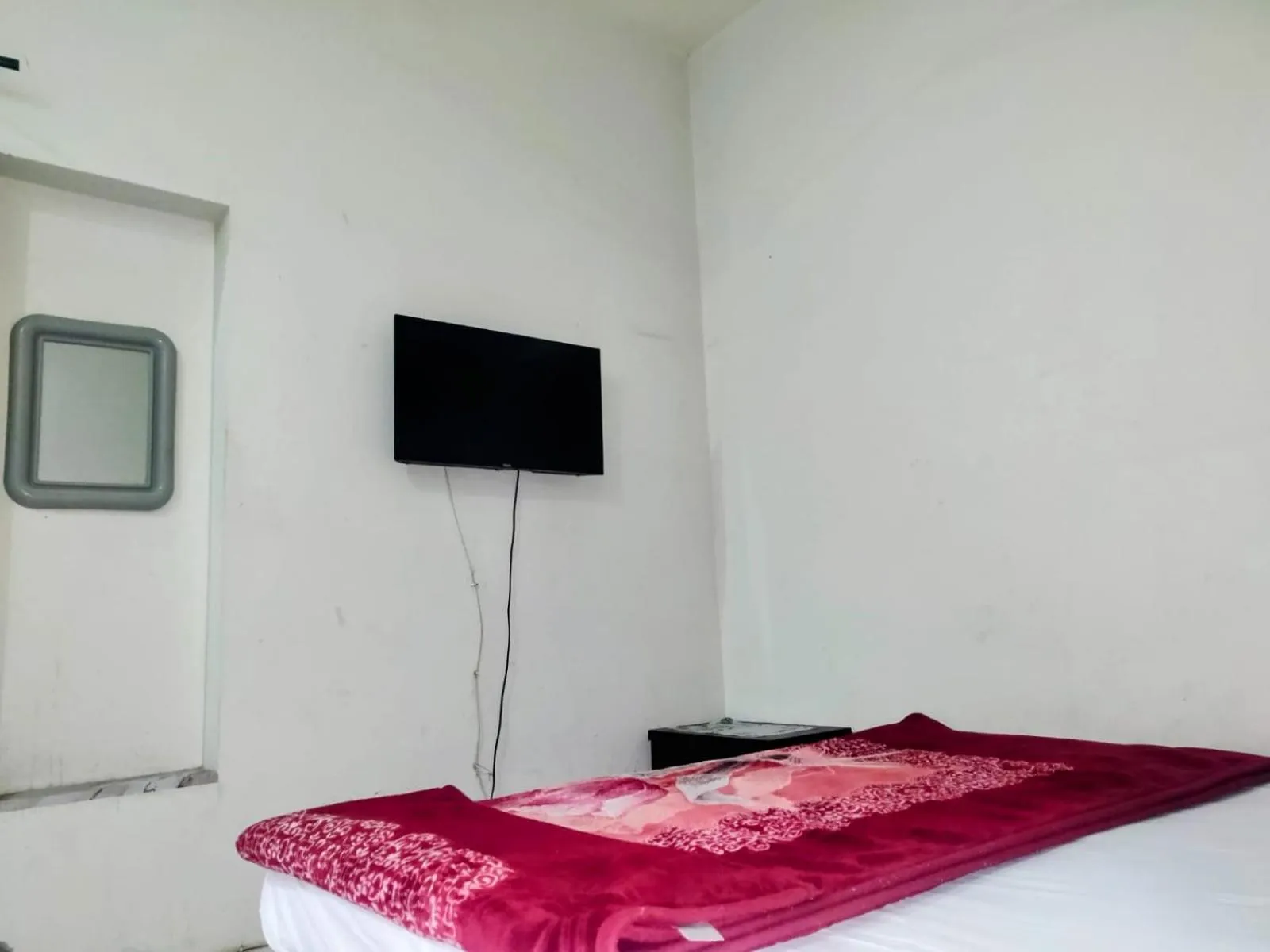 TV and multimedia, Bed in Comfyinn Guest House