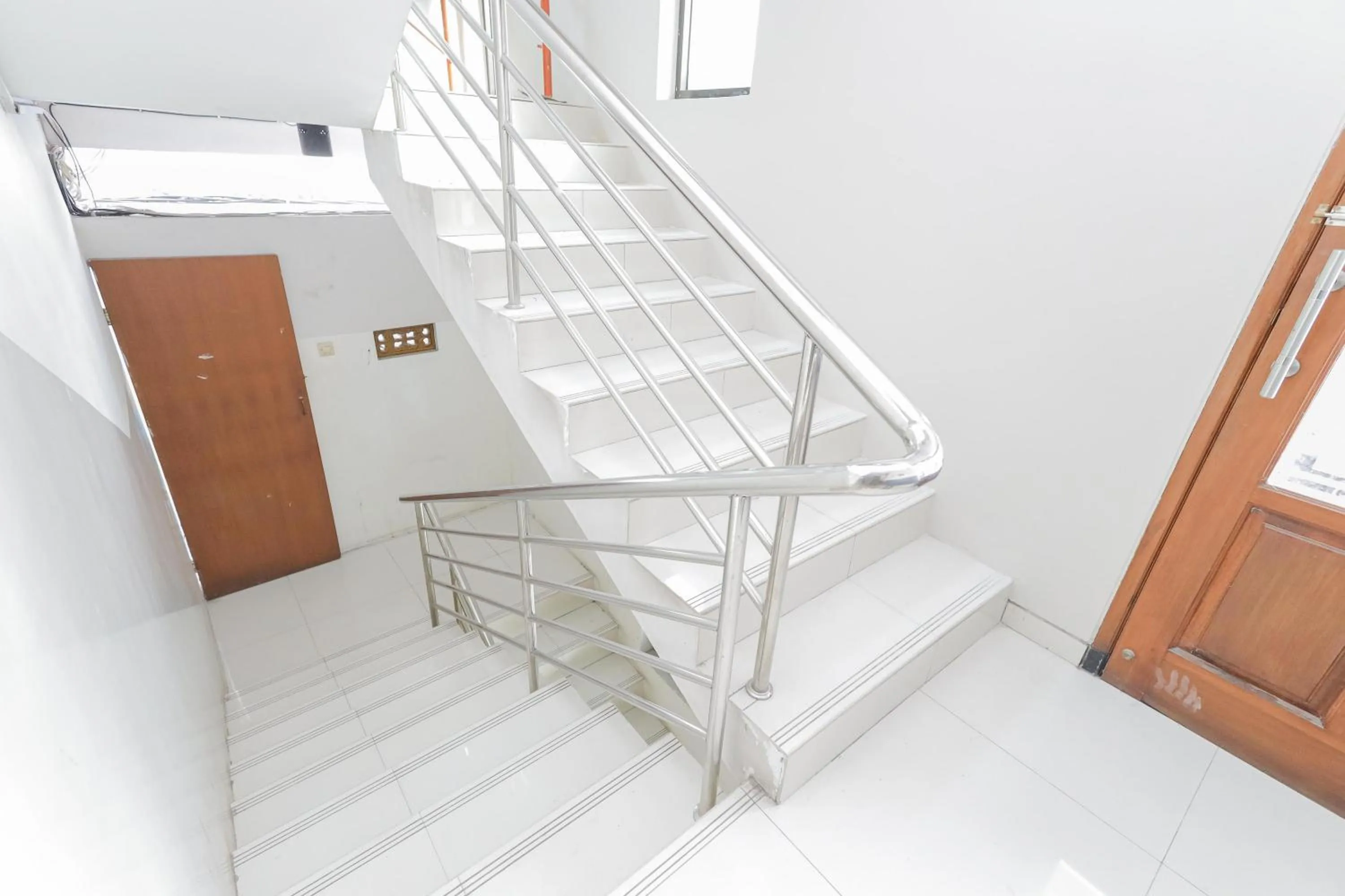 Floor plan in KoolKost near Tunjungan Plaza